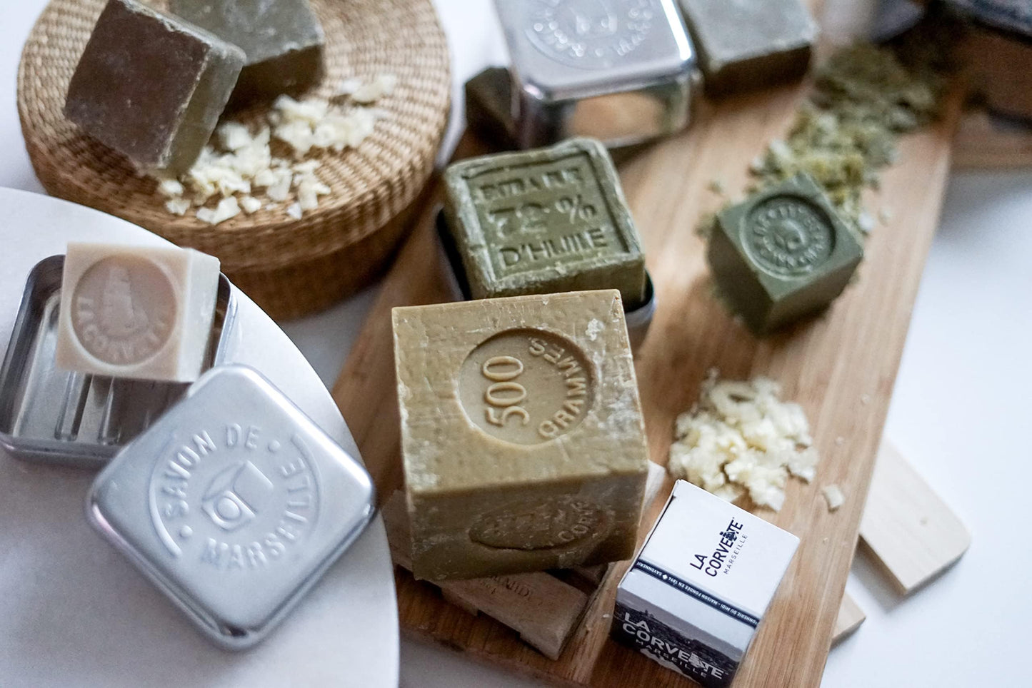La Corvette | Jabón Orgánico Extra Puro Envuelto en Cubo Hipoalergenico, Hecho 100% de Aceites Vegetales Puros, Sin Parabenos, 200 g.