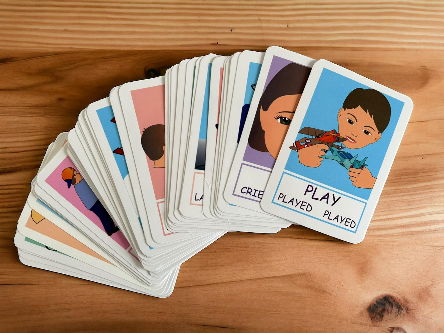 Juego Lotería Didáctica Teach Play Azul con Verbos en Inglés para Niños y Adolescentes
