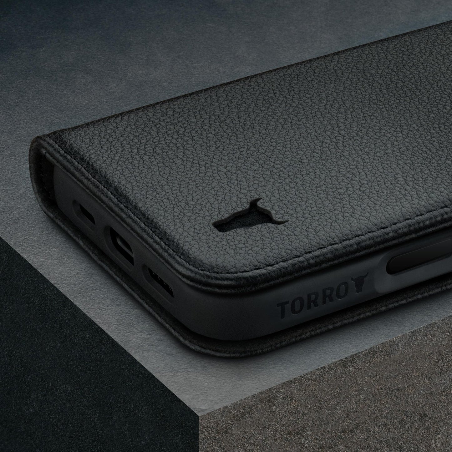 TORRO Funda Compatible con iPhone 16 Pro MAX - Funda Tipo Cartera de Cuero Premium con Soporte y Ranuras para Tarjetas - Negro