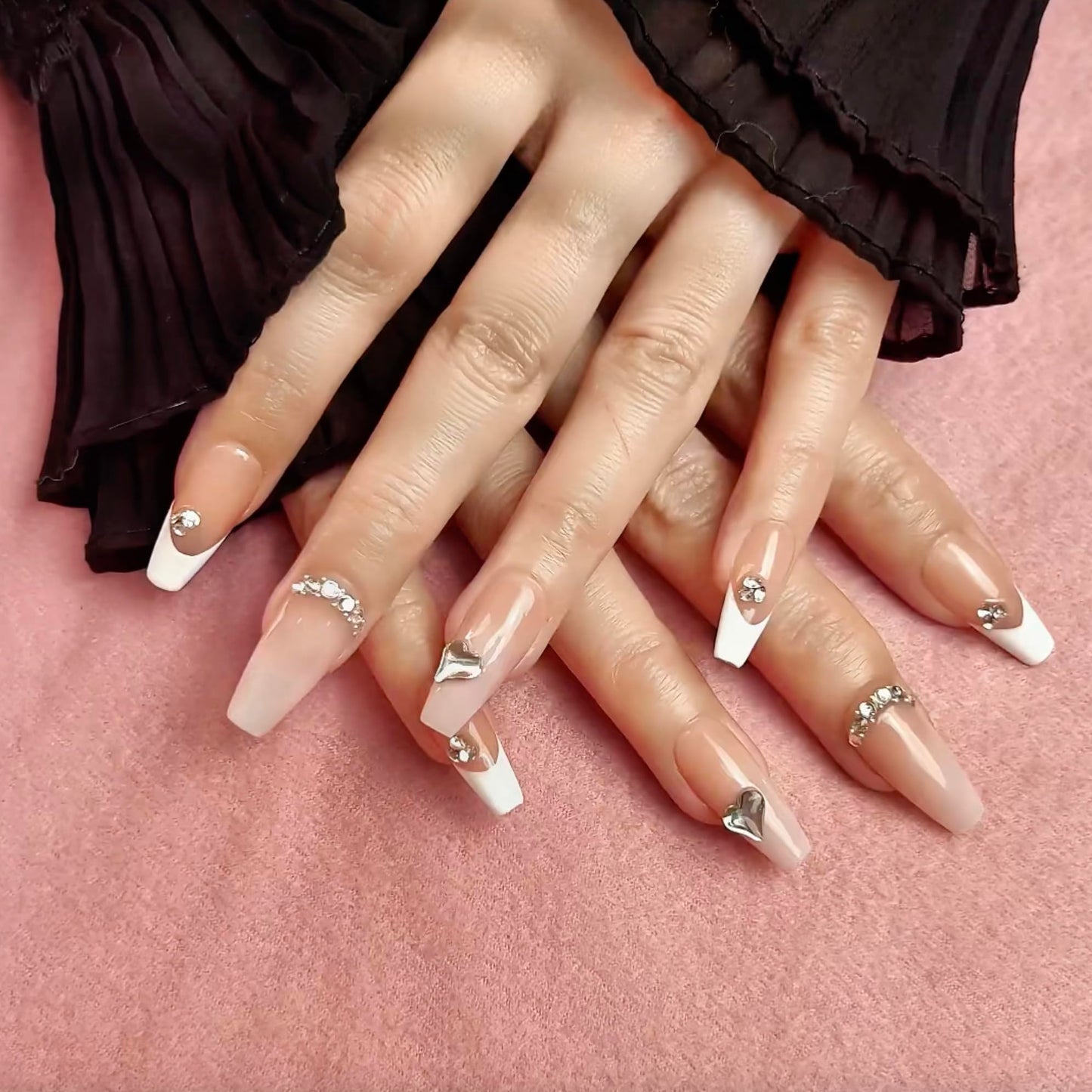 PHYLIN LEAF Uñas Postizas De Presión Impress French, Tamaño Mediano, Forma Cuadrada De Ataúd, Manicura Con Cristales 3D Blancos Y Rosas (Talla S).