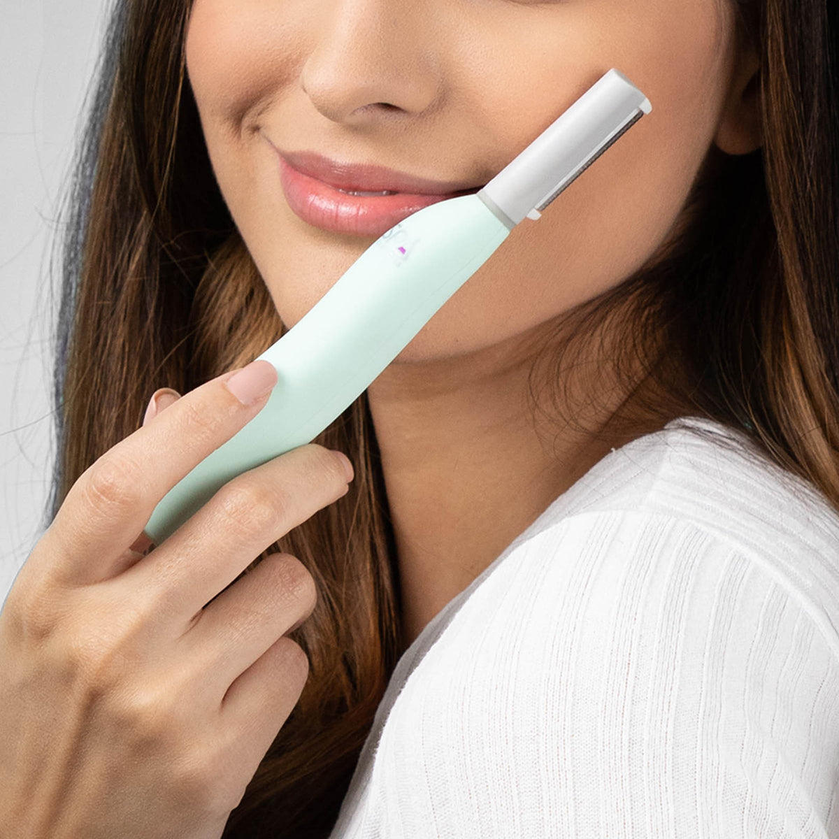 Spa Sciences SIMA Sonic Dermaplaning Tool-Profesional e indoloro 2 en 1 Exfoliación facial y sistema de depilación de melocotón con 7 semanas de tratamiento incluido|Anti-envejecimiento | 3 velocidades|Recargable