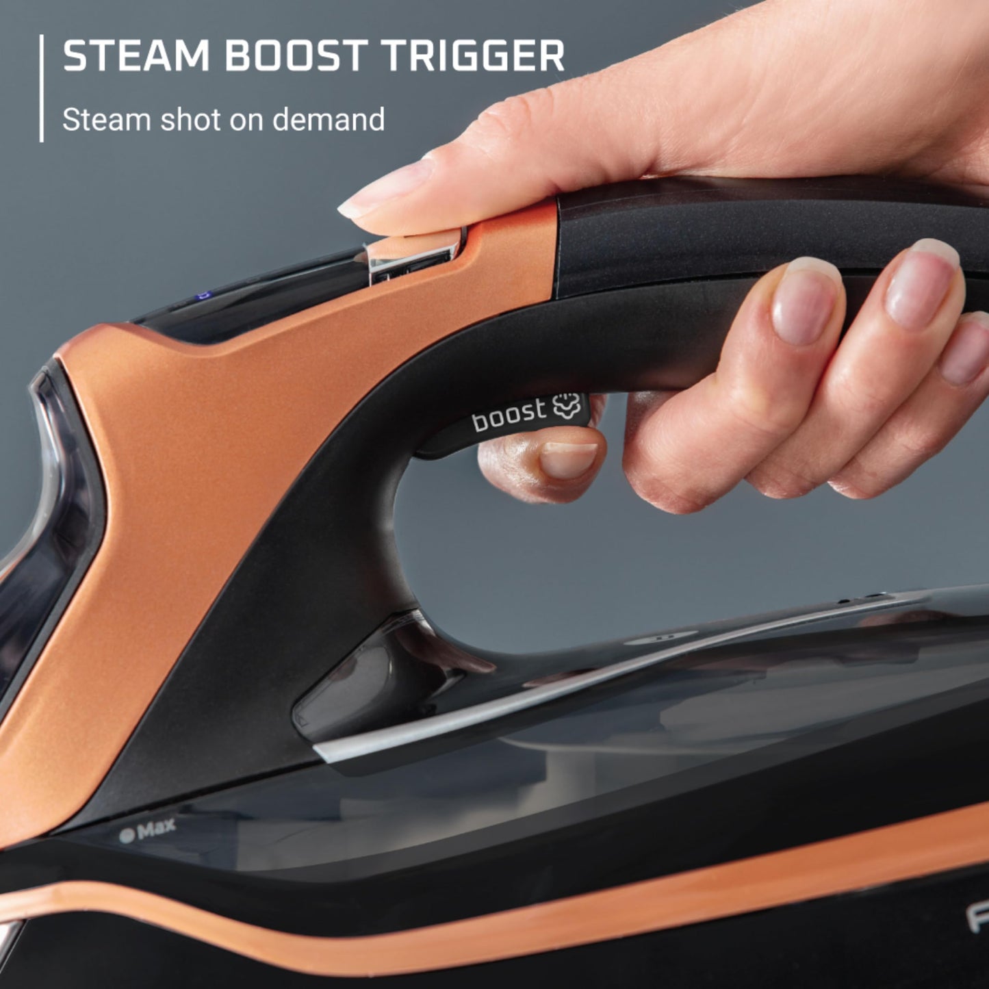 Rowenta Iron - Plancha de vapor Steam Force Pro para ropa, 1850 vatios, 5 presintonías de visualización inteligente, suela de acero inoxidable, planchado de mano de alta eficiencia, cobre negro,