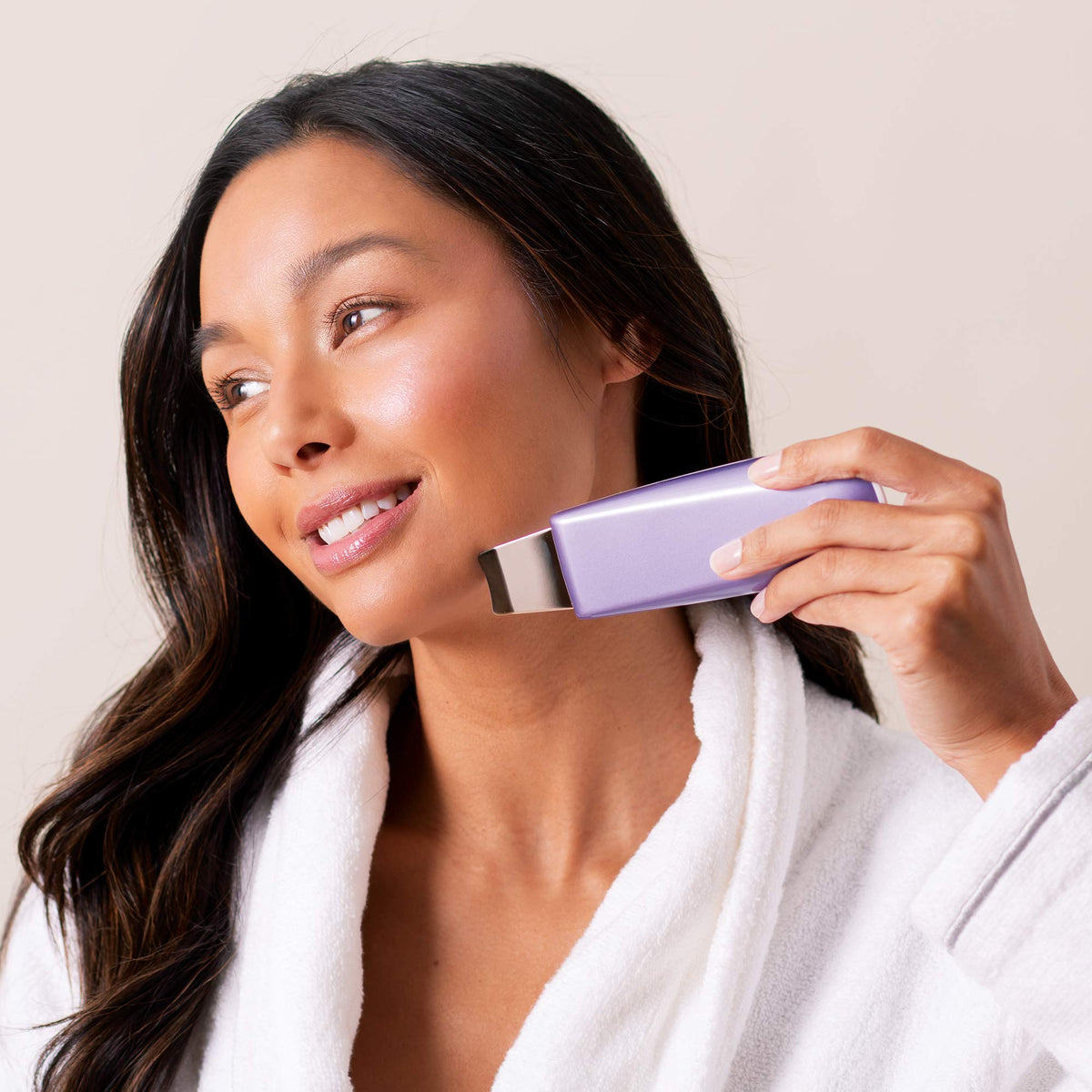 Plum Beauty Espátula facial ultrasónica, exfoliante facial, limpiador de poros, herramienta de cuidado de la piel, recargable con cable USB