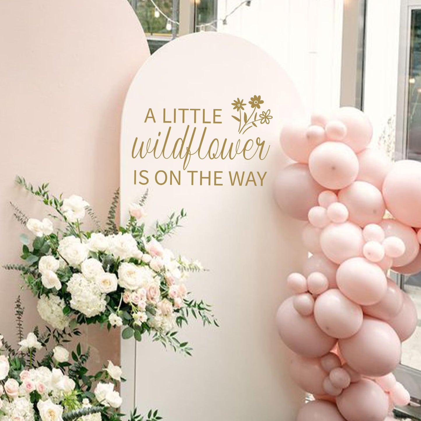 VANGNING - Letrero decorativo para fiesta de baby shower, diseño de mariposas con texto en inglés «A Little Butterfly is on the Way» (calcomanía de flores silvestres)