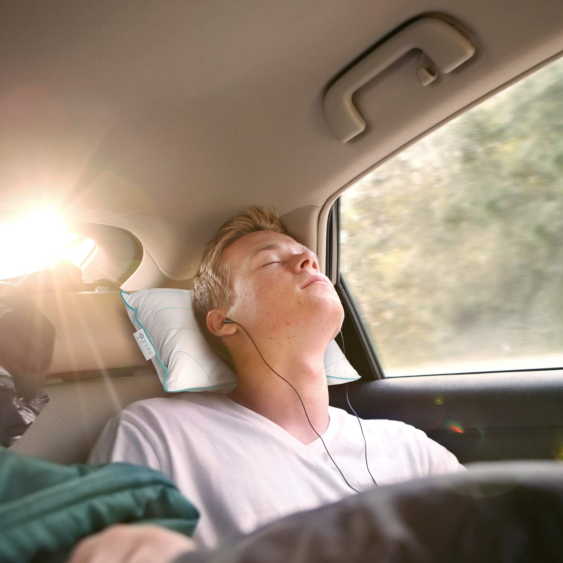 Almohada Portátil Sognare Moments Blanca Termorregulable y Hipoalergénica para Viajes y Bebés