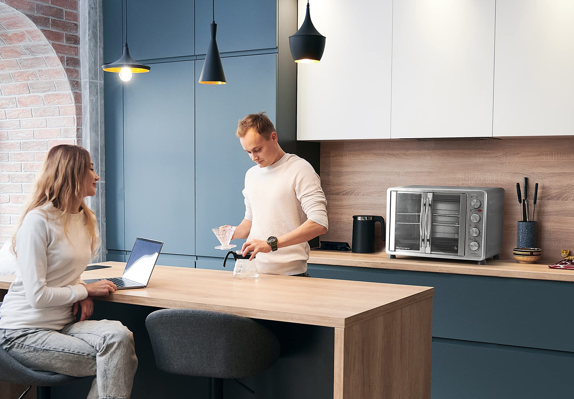 Elite Gourmet ETO-4510M Puerta francesa de 47.5 cuartos de galón, horno de convección de 18 rebanadas, 4 perillas de control, tostado para hornear asado para mantener el calor, incluye 2 estantes para
