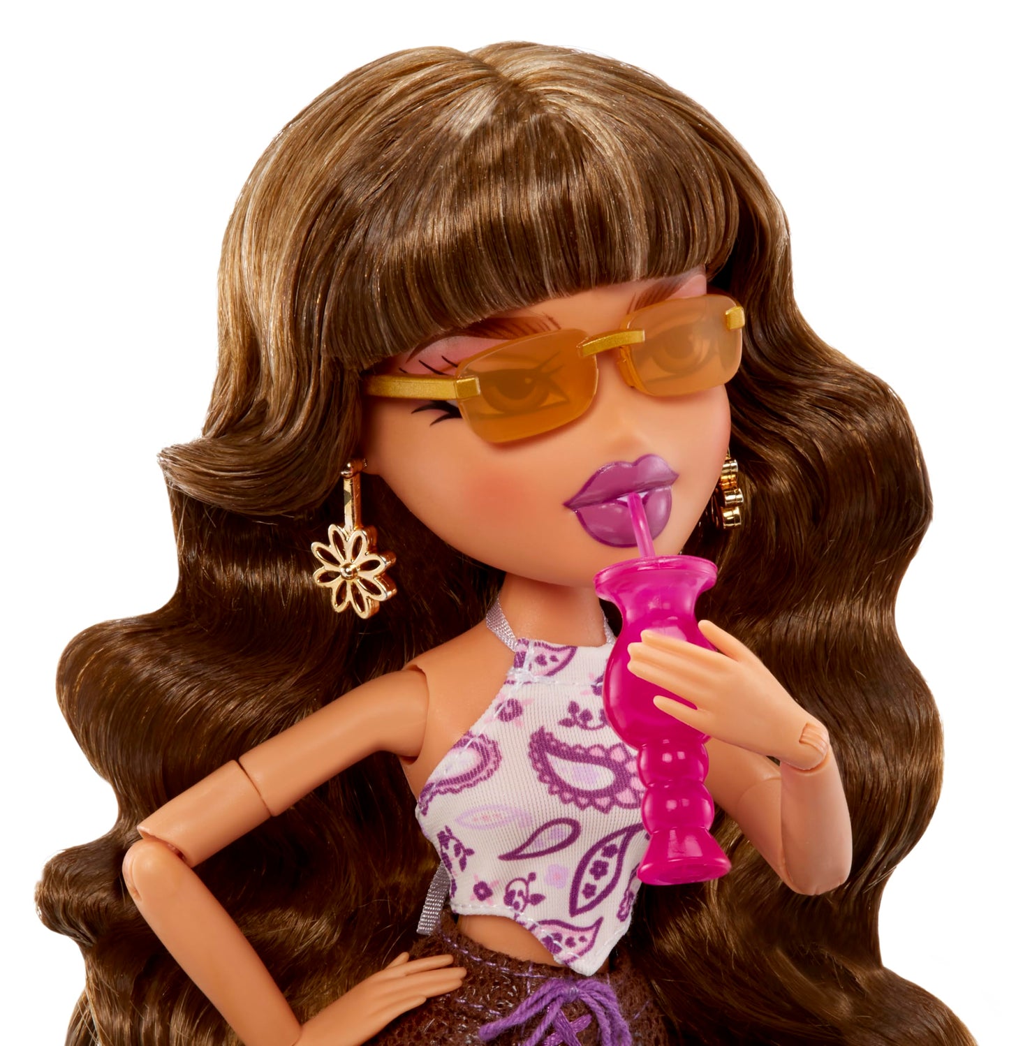 Bratz Alwayz Muñeca Yasmin - con 10 Accesorios y póster - Juguete para niños y niñas - Edad: 6+ años