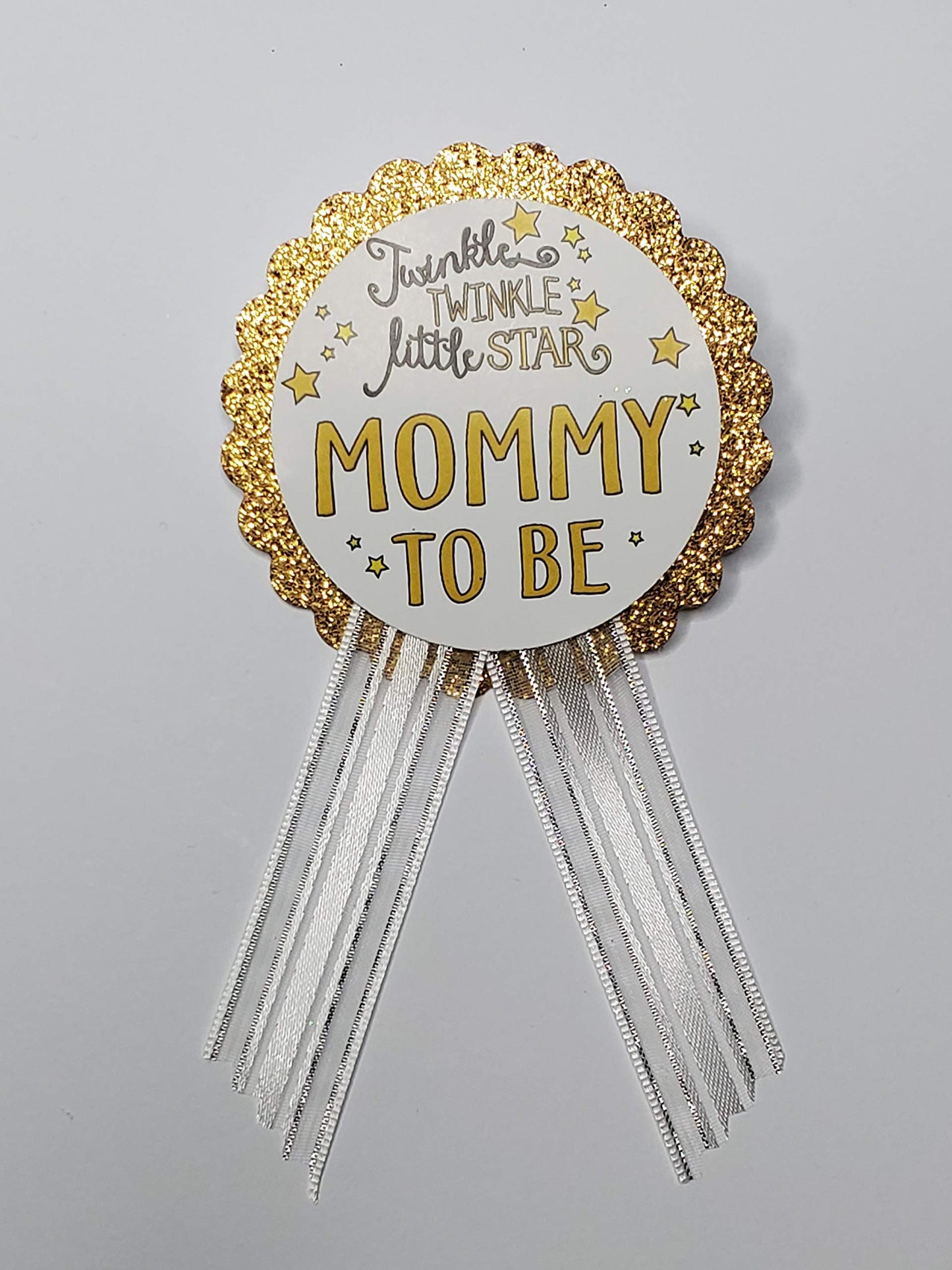 Twinkle Little Star - Juego de alfileres para baby shower – Cintas de satén blanco y purpurina dorada para mamá y papá a ser, Una talla, Cartulina cartulina cinta de satén pin de acero inoxidable, No