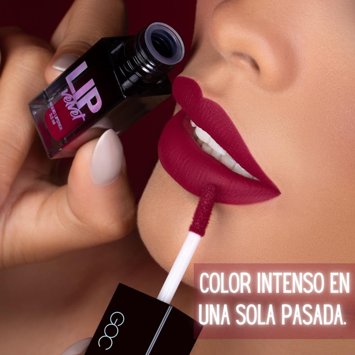 GOC Lip Velvet Liquid Lipstick | Labial | Maquillaje | Es de larga duración | Acabado aterciopelado y suave | Color intenso | Permite una fácil y uniforme aplicación | 3.5 ml | Color Happy | Modelo GLV06
