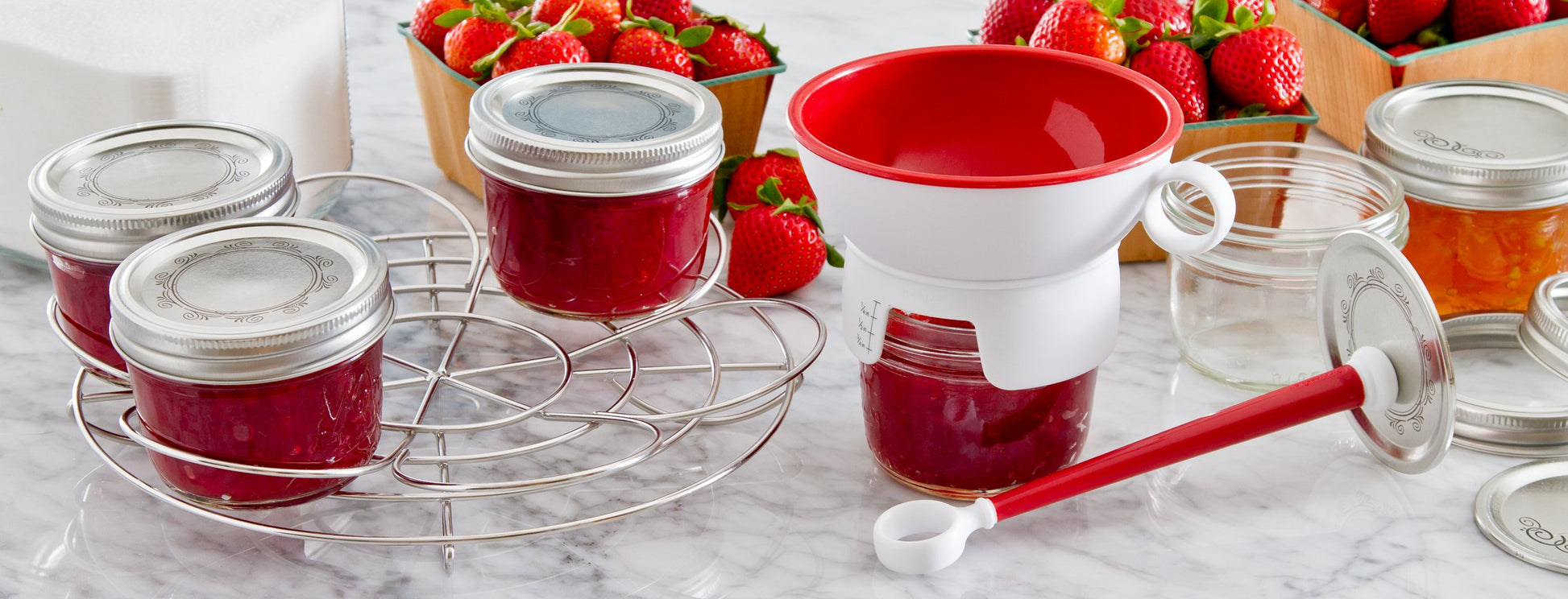 Cuchara para Enlatado Prepworks Progressive Roja con Levantador de Tapa Magnética