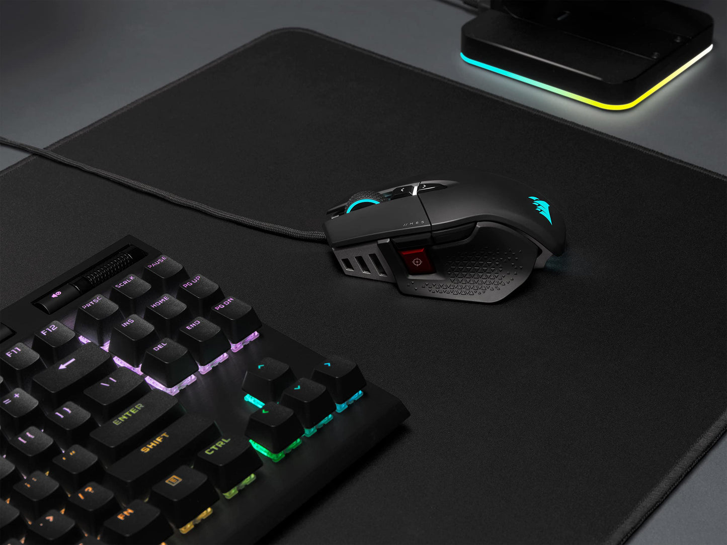 Corsair M65 RGB Ultra Ratón para Juegos FPS Personalizable - Sensor Óptico de 26.000 PPP Marksman, Conmutadores Ópticos, Hiperprocesamiento AXON, Control de Fusión de Sensores - Negro CH-9309411-NA2