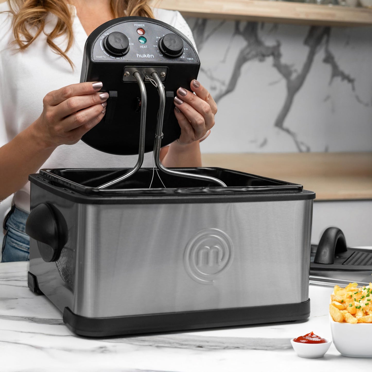 Hukën x MasterChef | Freidora de Aceite | Flash-Fry XL | Triple Basket | Capacidad 4 litros | Acero Inoxidable | Canastillas Removibles e intercambiables | 1700 W | MK-DF-4SSV2