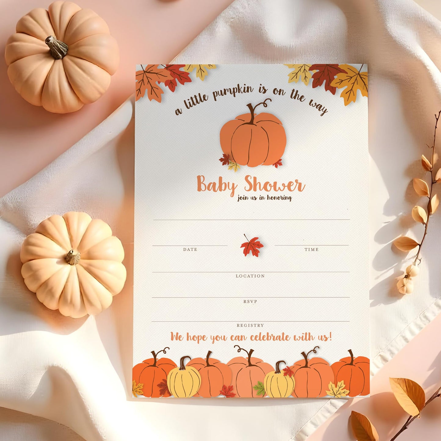 Roseum Collections Little PUMPKIN - Invitaciones para baby shower - Paquete de 25 - Invitaciones de relleno neutro de género con calabazas, tema de baby shower de otoño o Halloween I330-INV1