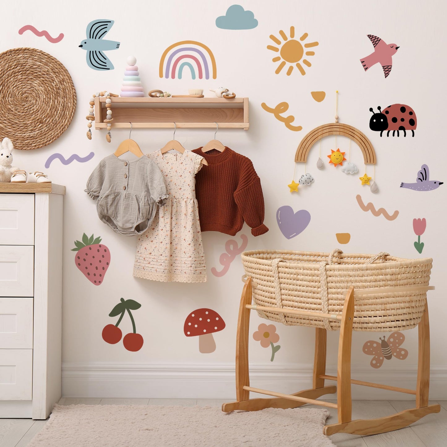 Calcomanías de Pared de Insectos y Frutas, Pegatinas de Pared Decorativas de Acuarela Estilo Garabato, Calcomanías Despegables y Adhesivas de Mariposas, Hongos, Fresas y Cerezas para Dormitorio