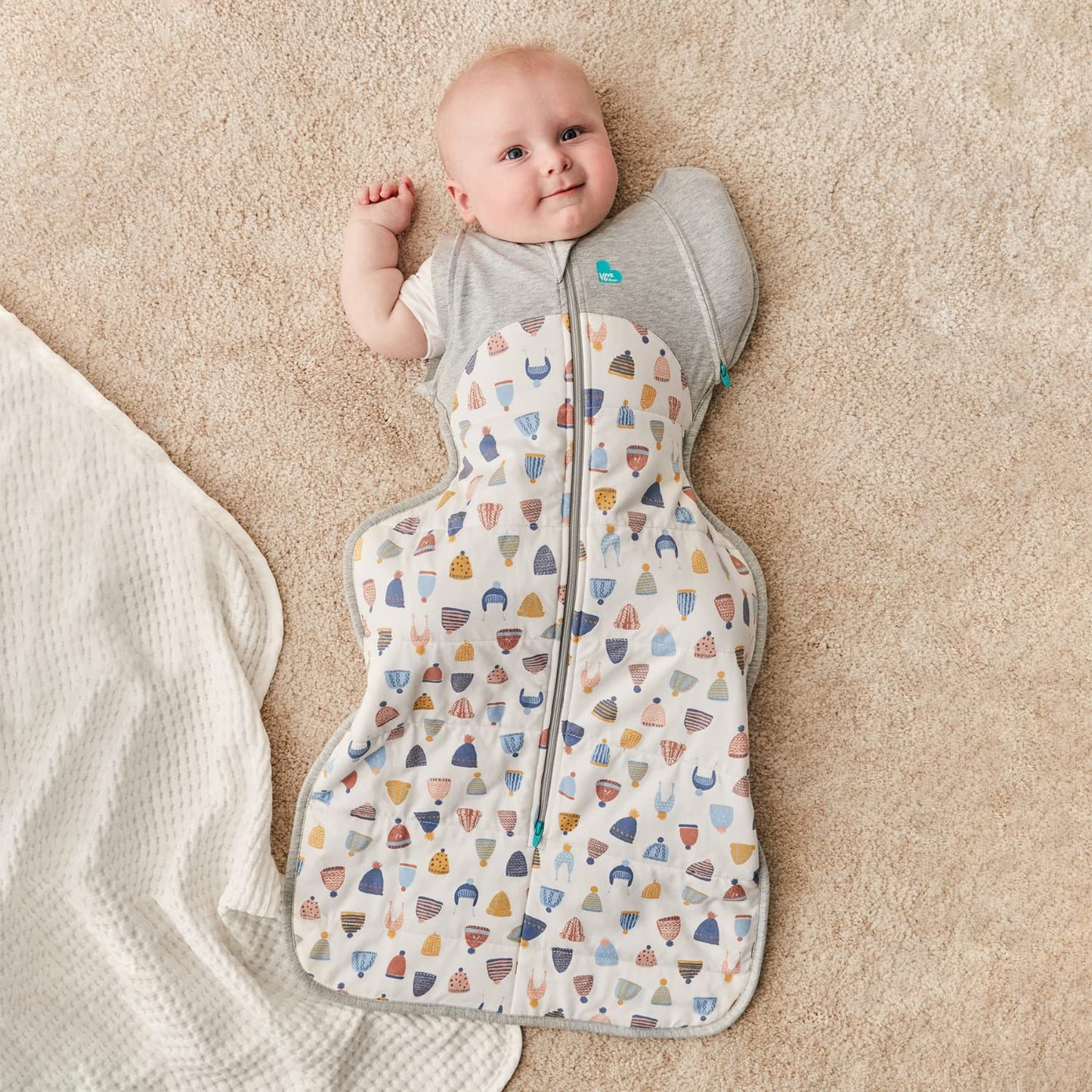 Love To Dream Swaddle UP, Saco para Dormir Bebe de Transición Ideal para el Sueño Cómodo - Saquitos para dormir bebe 5.8-8.6 Kg para Climas de 16°C - 20°C - Costal de Algodón Color Fantasía