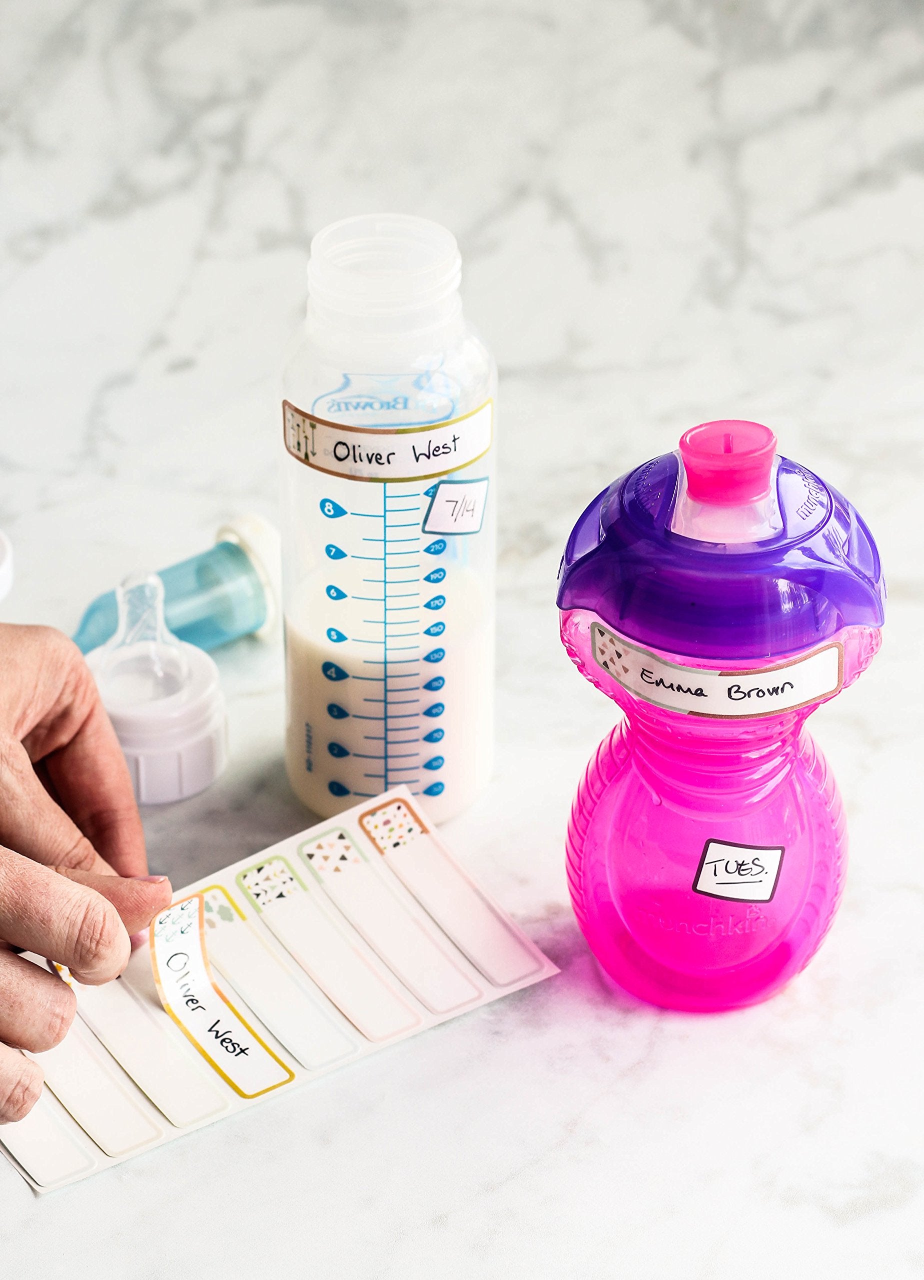 Lil' Labels Daycare Value Pack - Etiquetas para botellas y ropa, impermeables, diseño juguetón