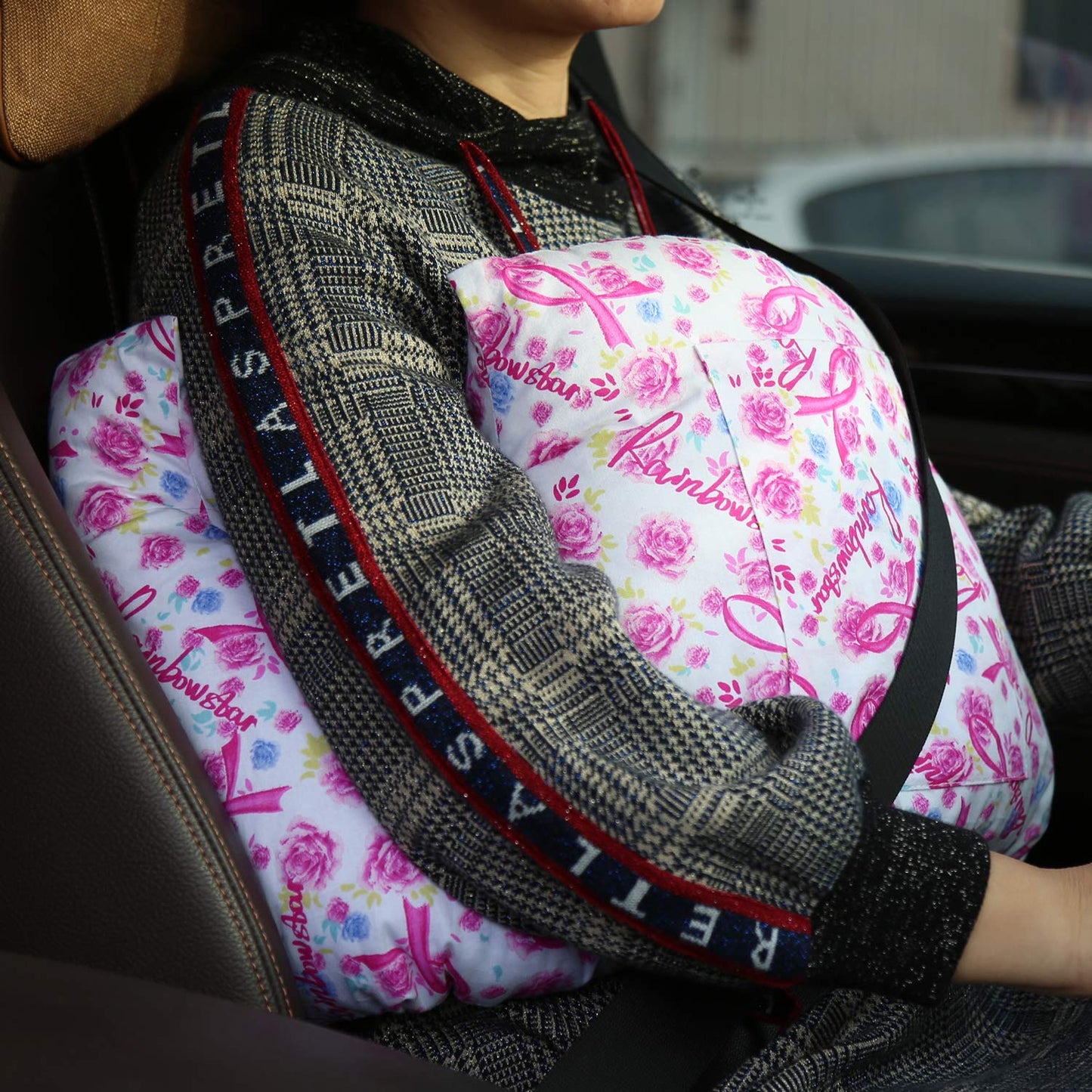 Almohada de mastectomía para cirugía de cáncer de mama, lumpectomía, reconstrucción, protector de curación de pecho, recuperación postoperatoria, apoyo al cuidado del paciente (cinta rosa)