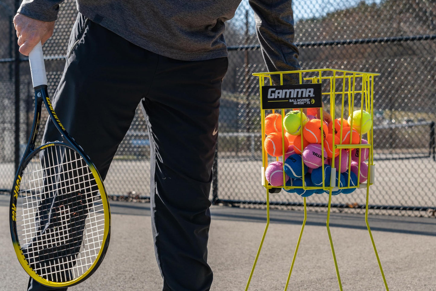 Gamma - Pelotas de Tenis sin presión para práctica y Clases de Tenis, Durabilidad a Largo Plazo y más Rebote Que Las Pelotas de Tenis estándar, Color Naranja, Bolsa de 18 Unidades