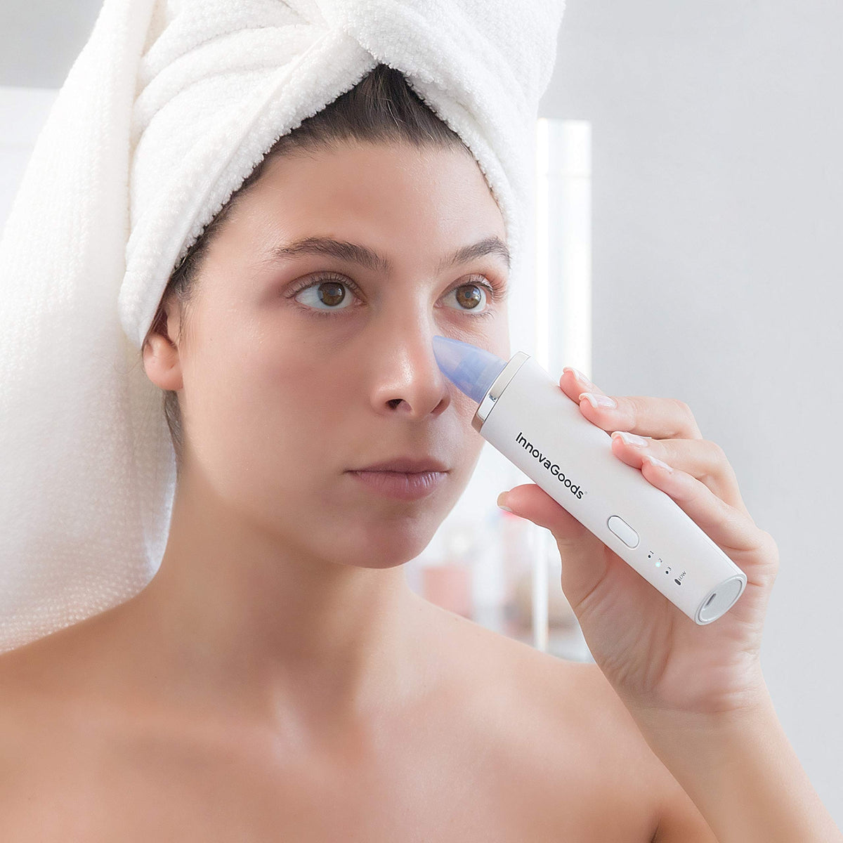InnovaGoods - Limpiador Facial Eléctrico de Puntos Negros e Impurezas Recargable USB con 3 Cabezales Intercambiables, Removedor Aspirador de Puntos Negros, Limpiador de Poros