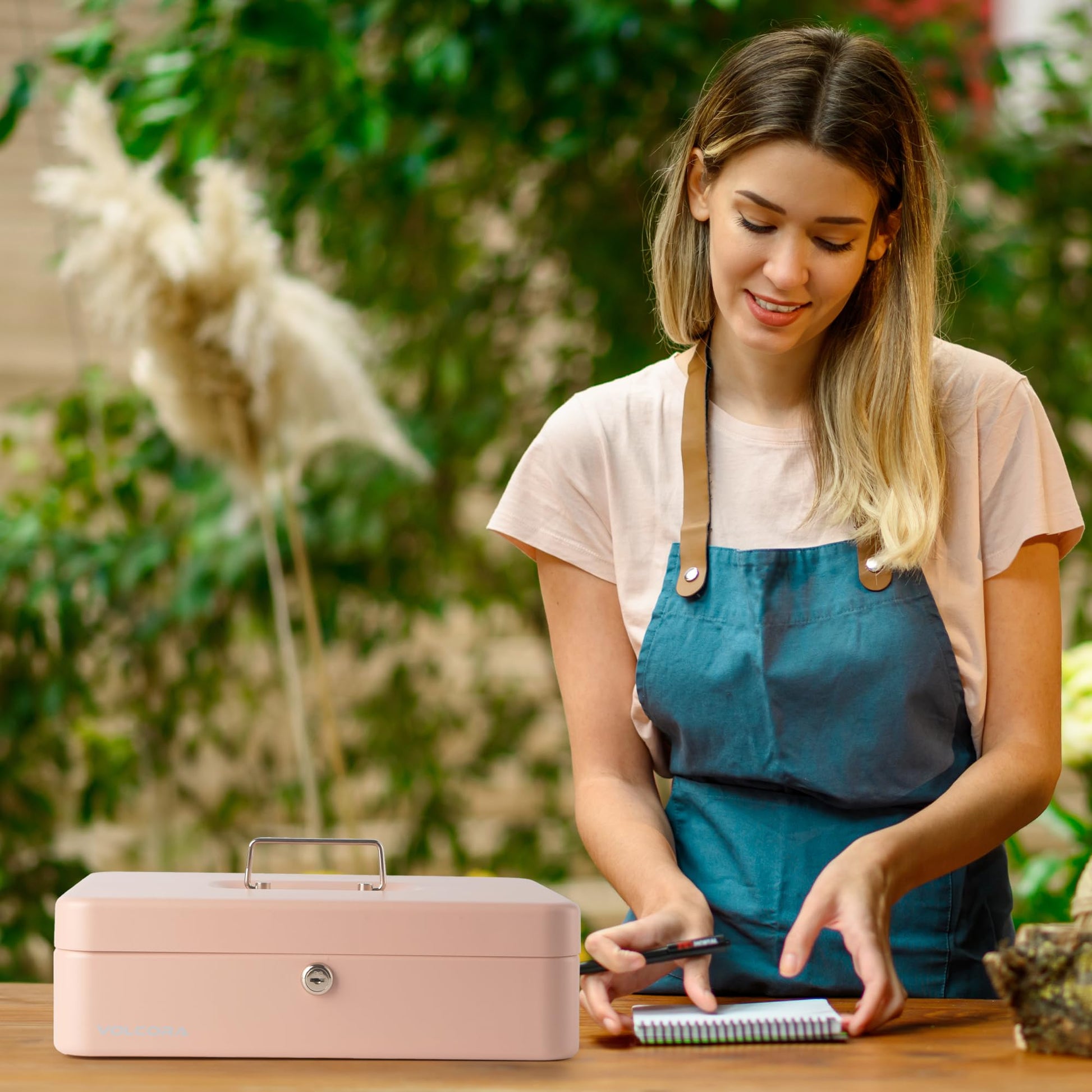 Caja de Dinero de Metal Volcora Grande con Cerradura de Llave y Bandeja Organizador para Ahorro