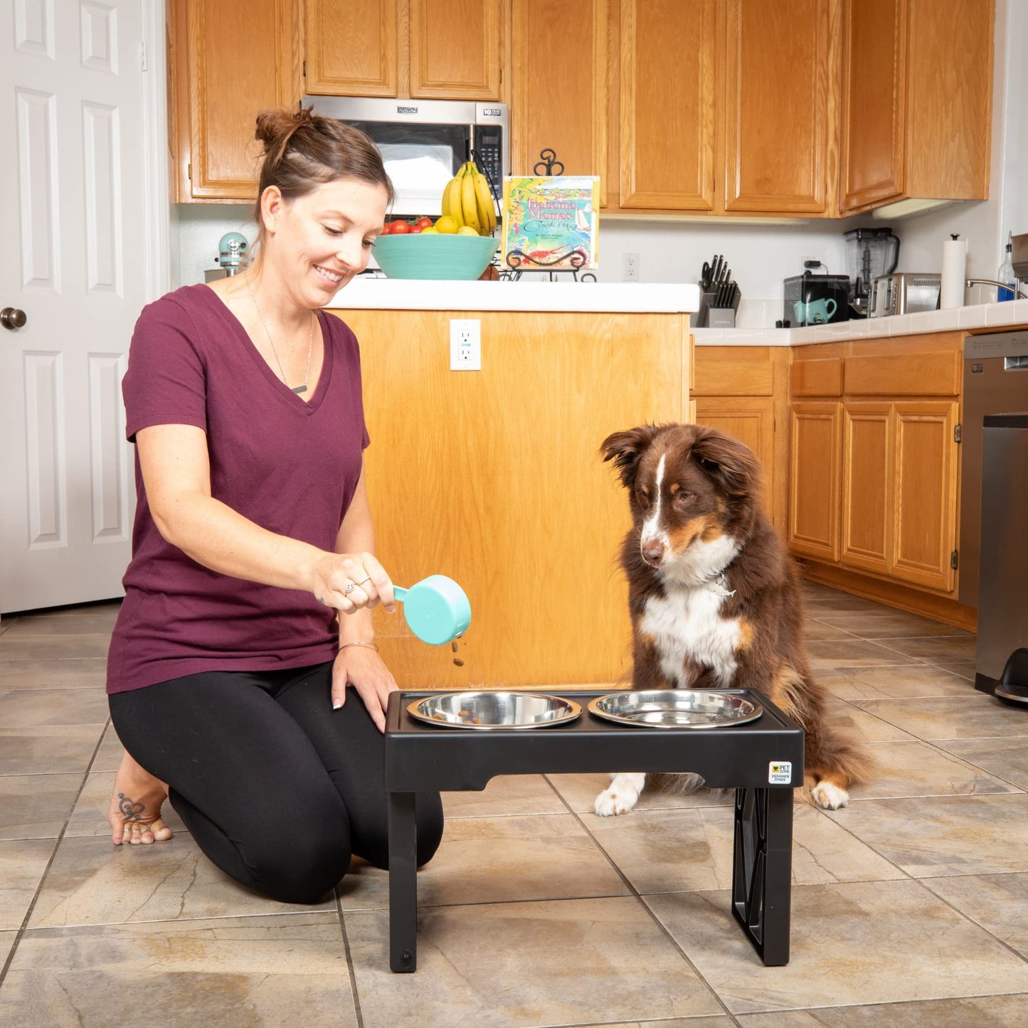 Cuencos Elevados Ajustables Pet Zone Negro con Doble Cuenco de Acero Inoxidable para Perros