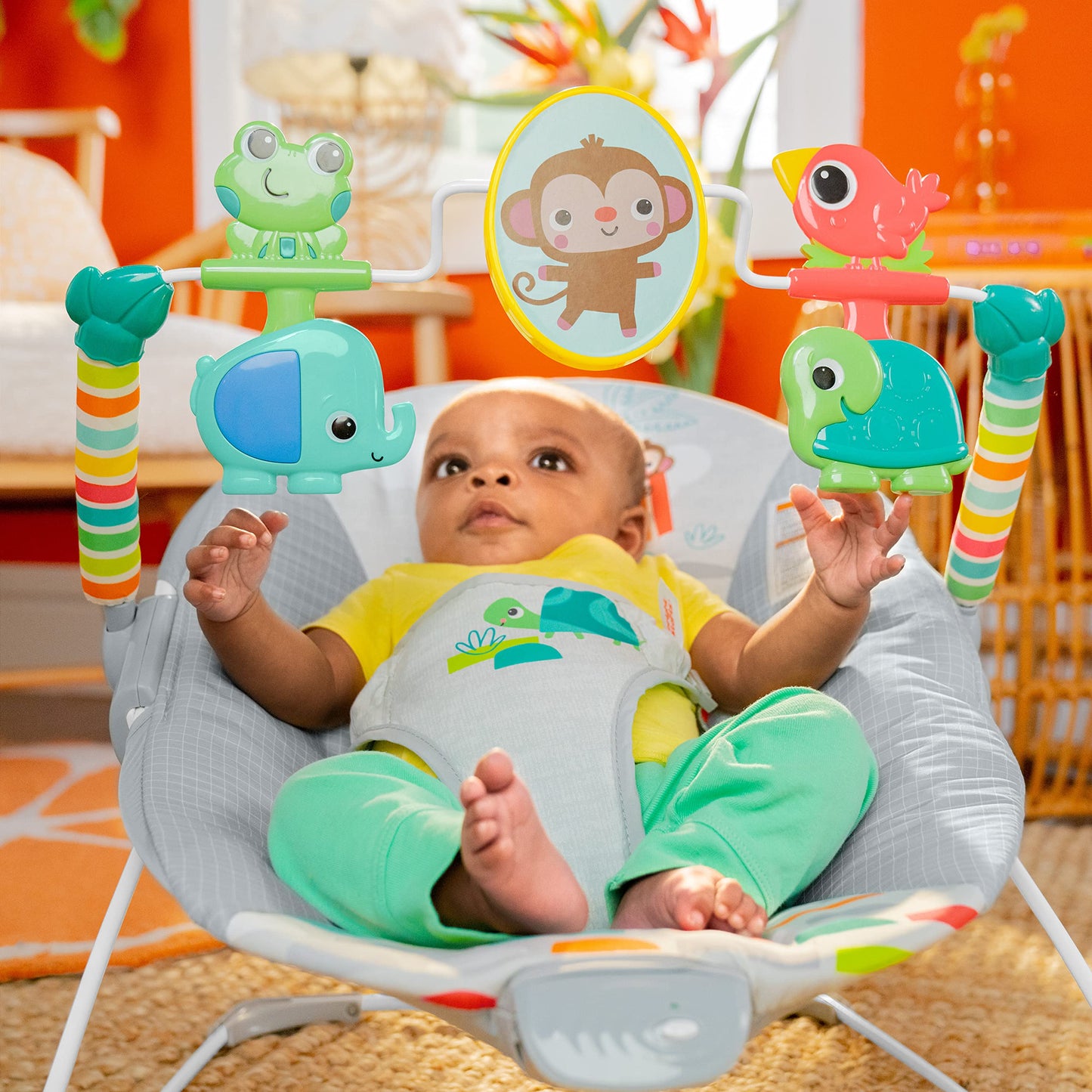 Bright Starts Playful Paradise - Asiento cómodo para bebé con vibración calmante y juguetes, unisex, 0-6 meses