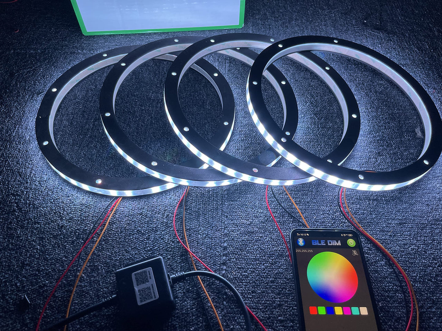 Juego de Luces LED RGB NA 6.5 Pulgadas con Cambios Múltiples para Coche y Control Remoto Bluetooth