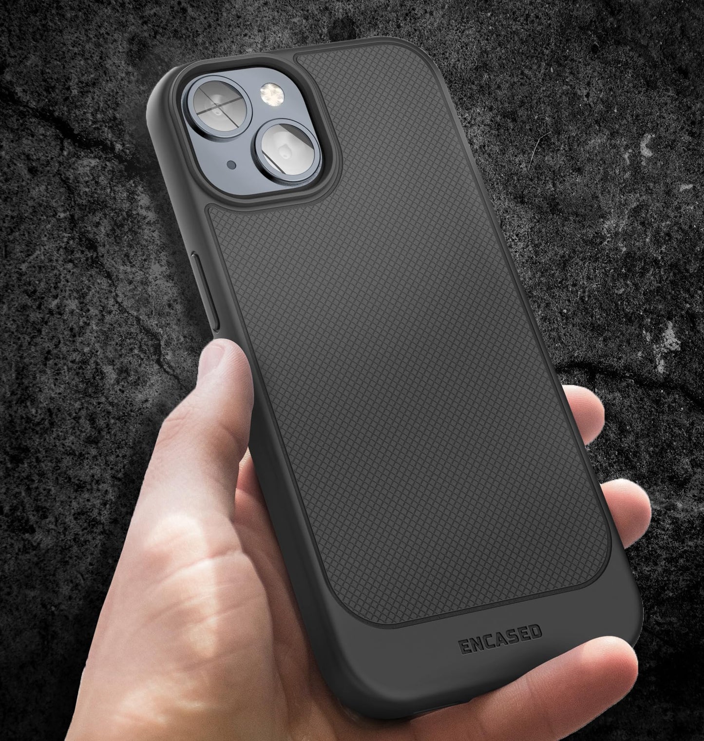 Funda iPhone 15 Encased negro mate ultra delgada y flexible