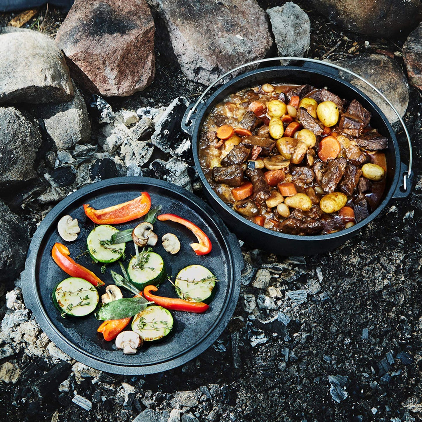 Uno Casa Olla holandesa de hierro fundido para camping - Olla con tapa presazonada de 5,6 litros ideal para ir de acampada
