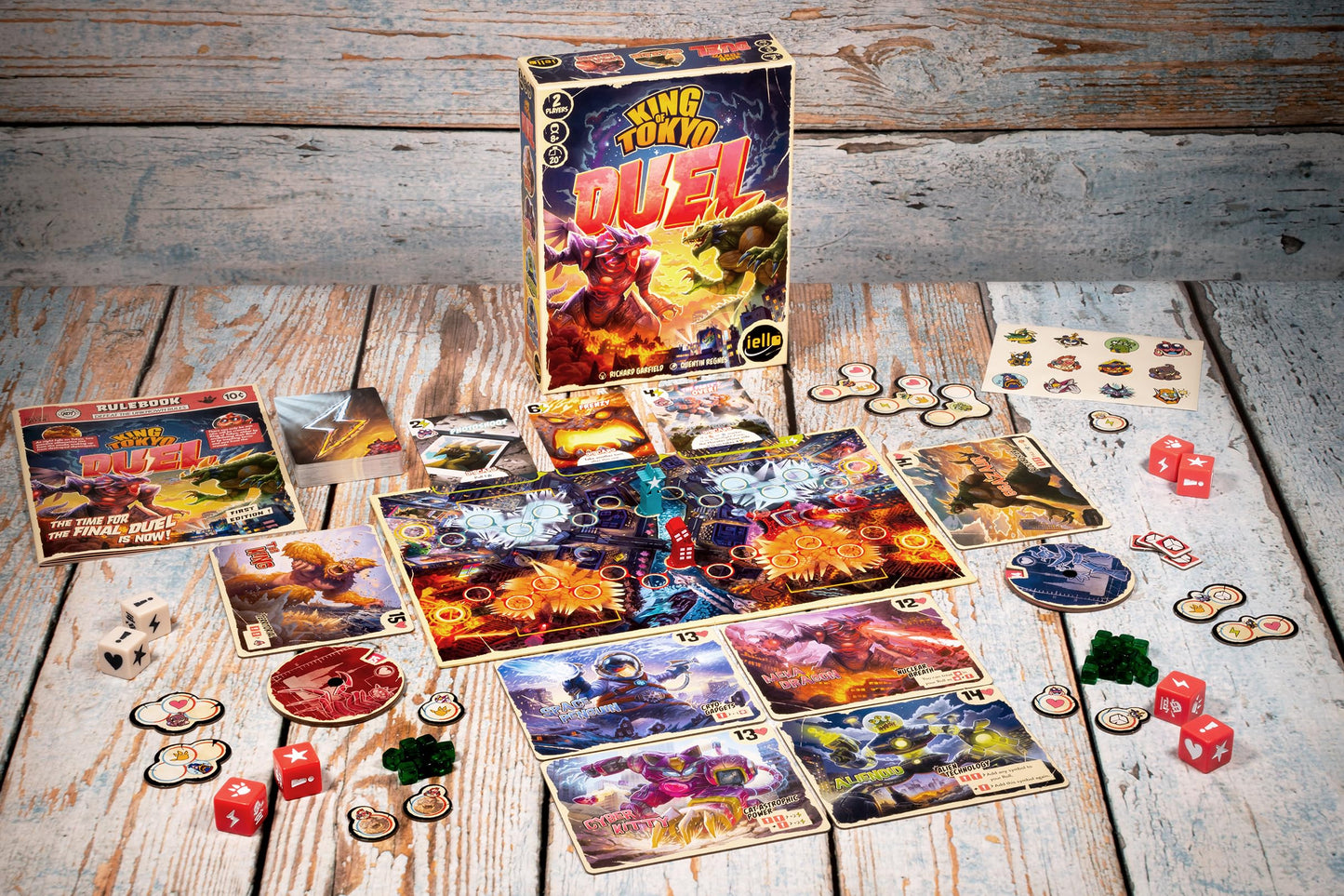 IELLO: King of Tokyo: Duel - Juego de Mesa para Dos Jugadores, Divertido y táctico, Juego de Dados de Monster Clash, Estrategia clásica, Edad Familiar a Partir de 8 años, 2 Jugadores, 20 Minutos