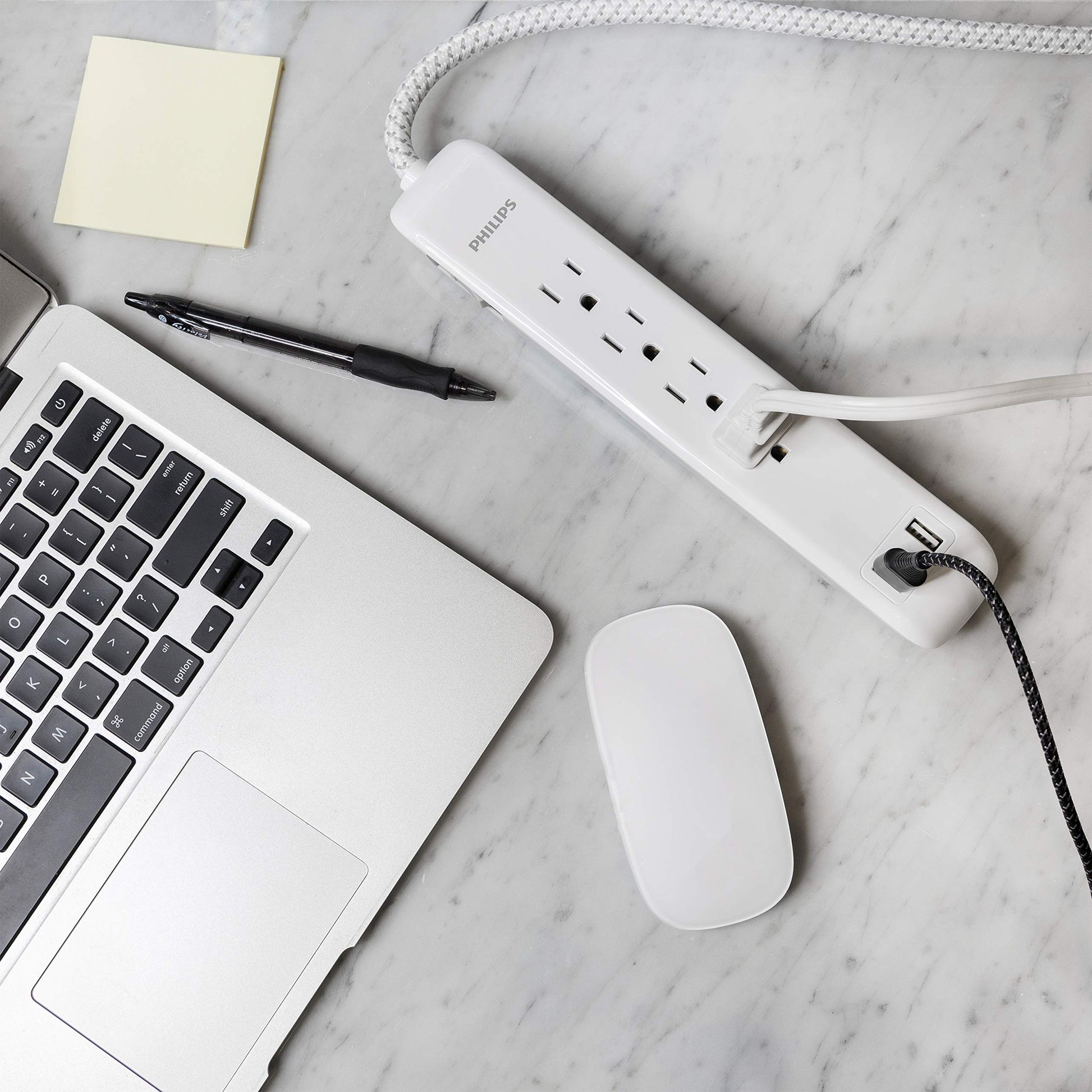 PHILIPS Protector contra sobretensiones de regleta de 4 Salidas con 2 Puertos USB, Cable de alimentación de 1,2 m, Enchufe Plano, 720 Julios, Blanco, SPC6244WCT1 / 37