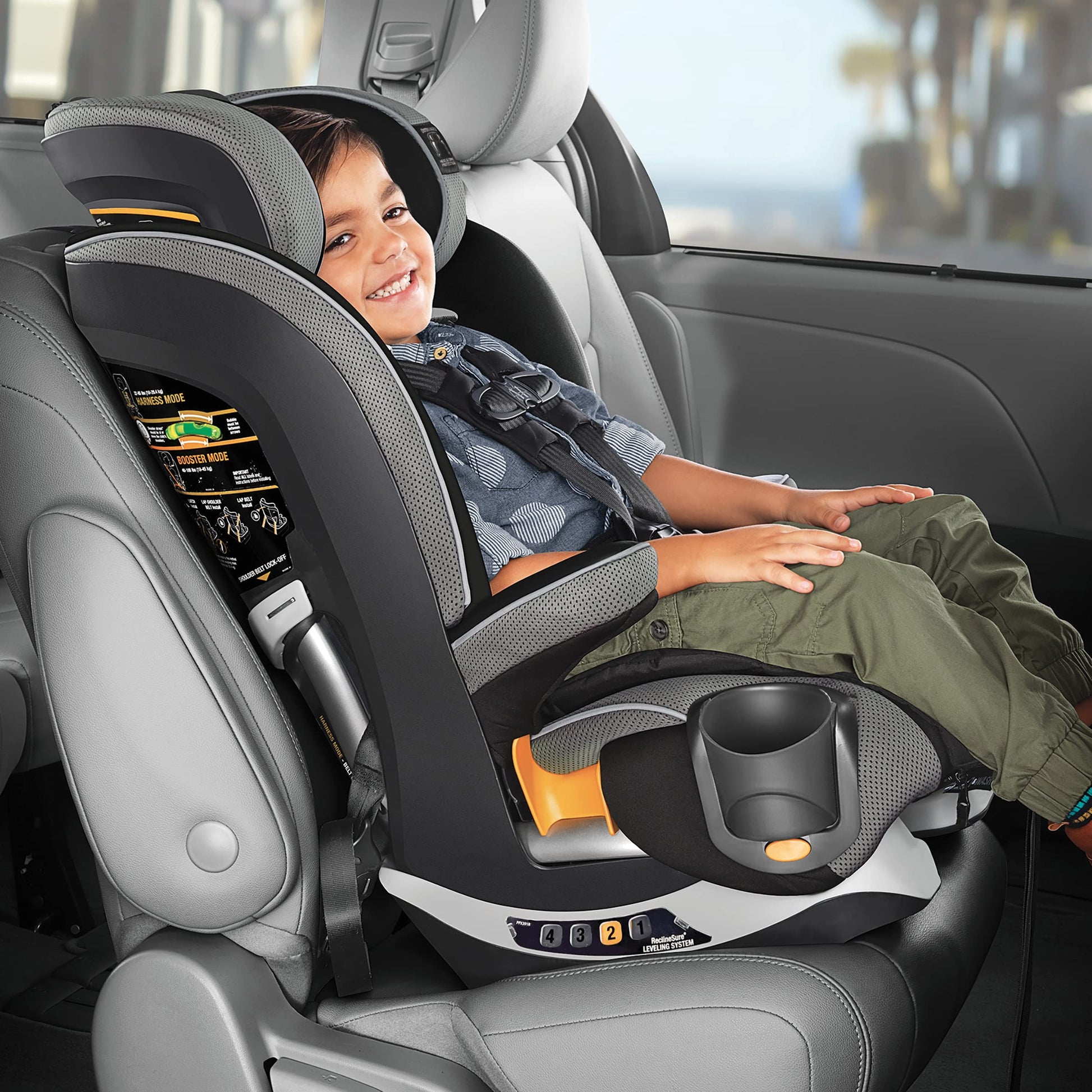 Chicco MyFit® Arnés con cierre + asiento de coche elevador, arnés de 5 puntos y asiento elevador de respaldo alto, tela con cierre y lavado, para niños de 25 a 100 libras. | Nightfall/Black