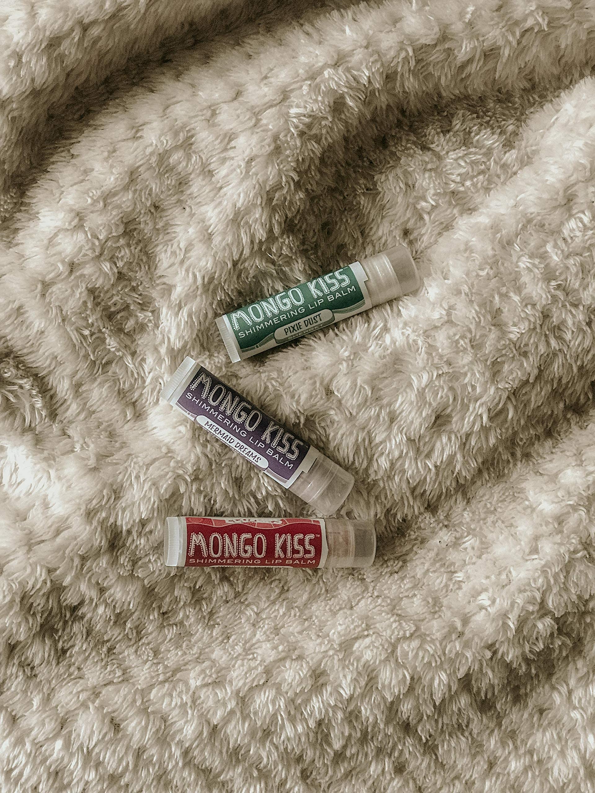 Eco Lips Bálsamos de labios brillantes Mongo Kiss (6 tubos) por Eco Lips 100 % natural con aceite orgánico Mongongo, algodón de azúcar, sherbet y arándanos para pastel, fabricados en Estados Unidos.