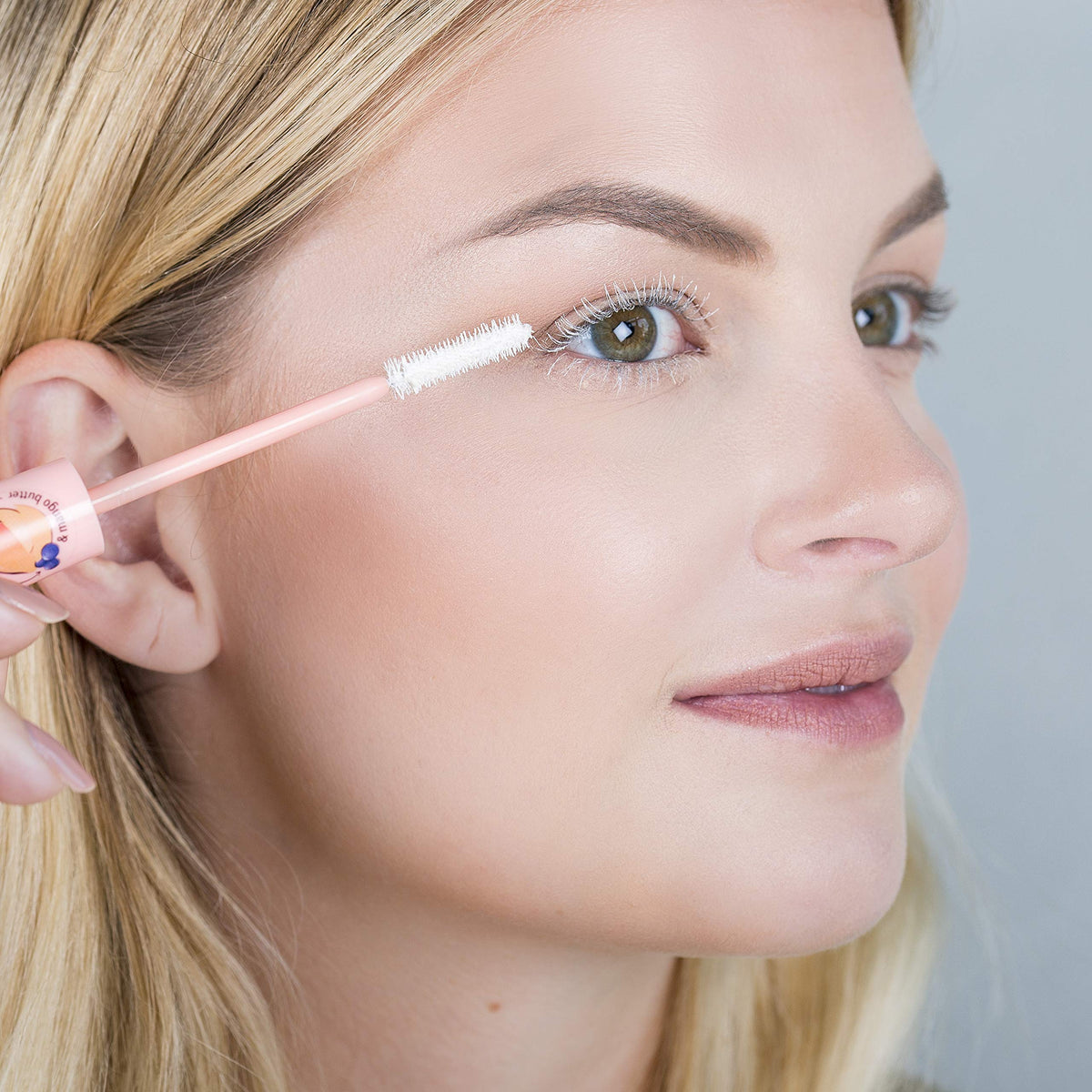 Essence Volume Booster Lash Primer