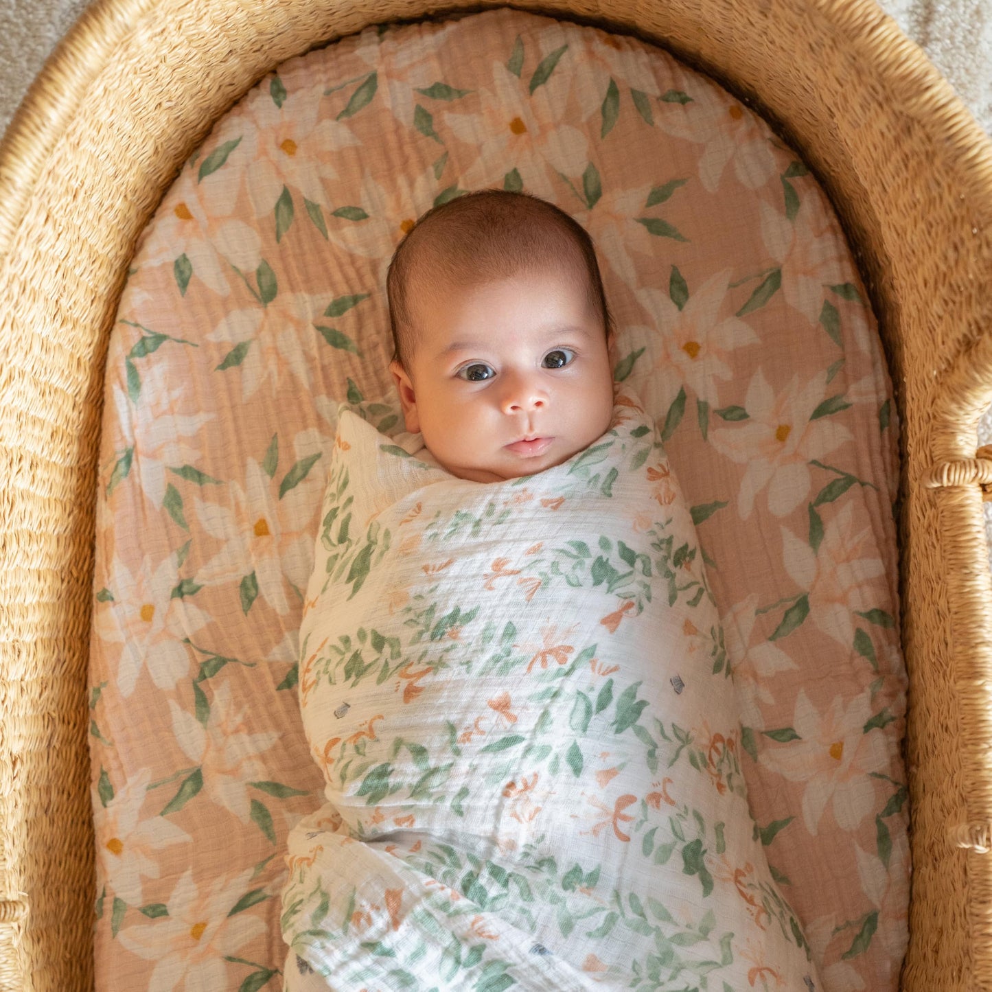 aden + anais Essentials - Manta de muselina de algodón, transpirable, ideal para niños, niñas, recién nacidos, bebés y bebés, manta de recepción, envoltura suave y ligera, paquete de 2, jardín de
