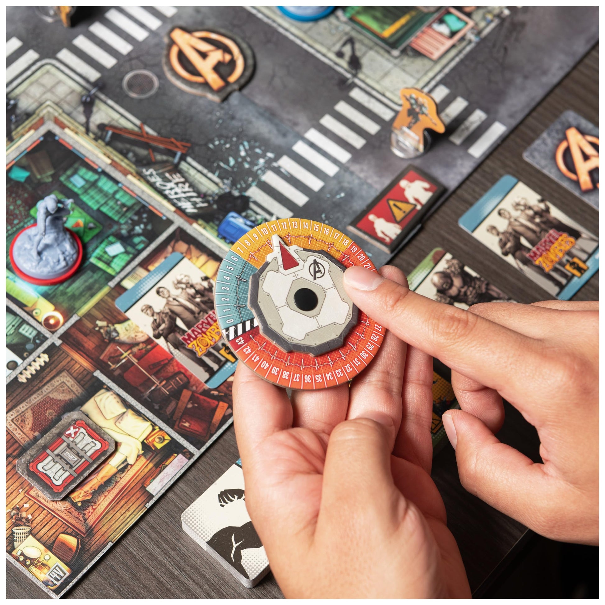 Juego de Mesa Spin Master Marvel Zombies Resistencia de Héroes Cifras Coleccionables para Adultos