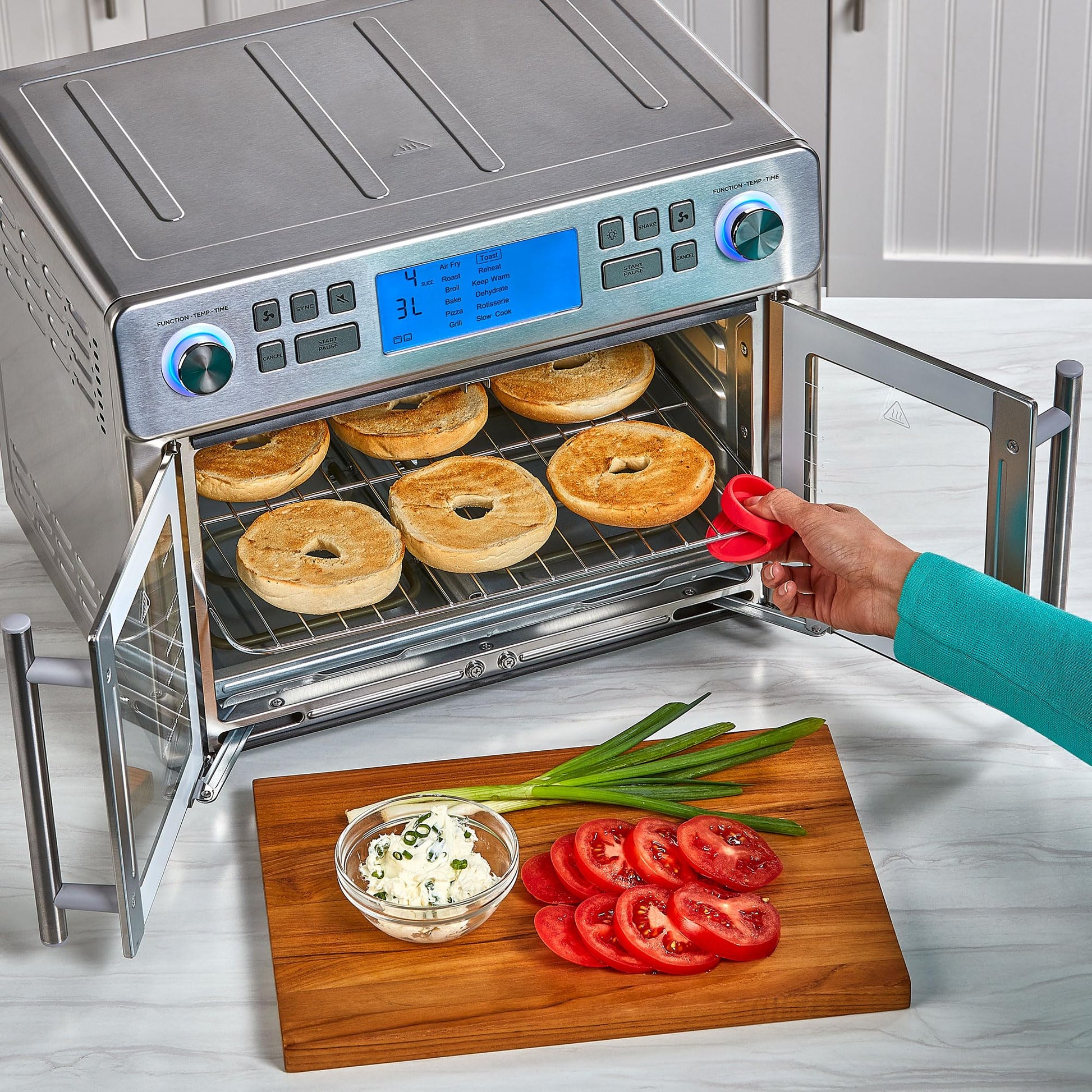 Emeril Lagasse Dual Zone 360 Air Freyer Oven Combo con puerta francesa, comidas extra grandes de 25 cuartos de galón para cocinar dos alimentos de dos maneras diferentes al mismo tiempo, hasta un 60%