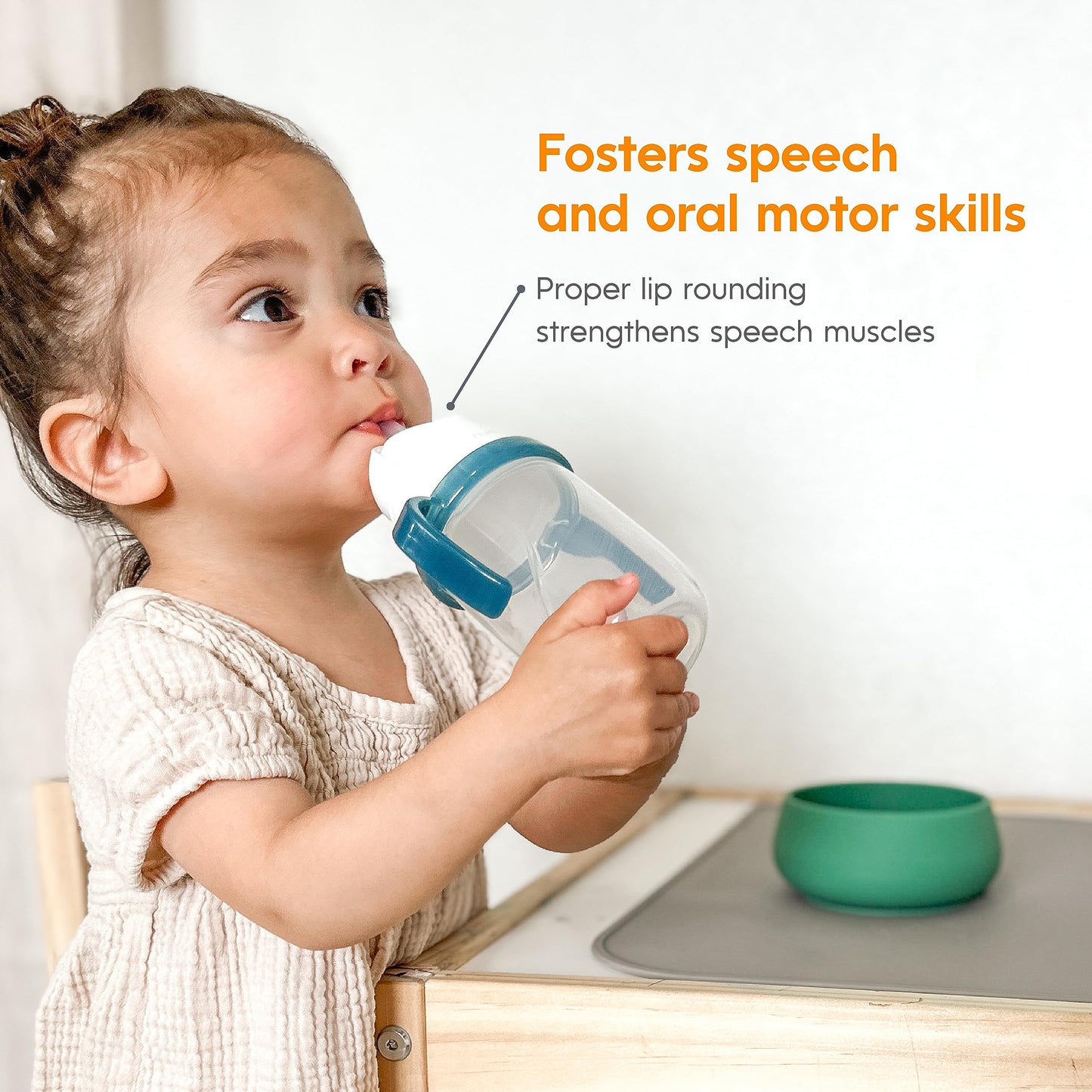 NumNum - Taza de paja con peso para bebés y niños pequeños de 6 a 12 meses, respaldada por expertos, tazas de entrenamiento para bebés de 7 onzas con asas extraíbles, fácil de usar, habilidades de