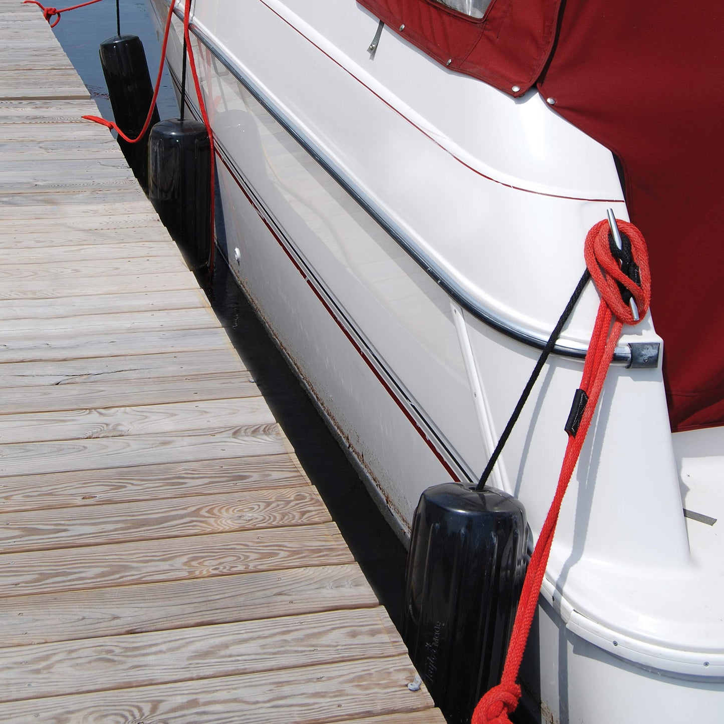 Parachoques Inflable de Vinilo TaylorMade Big B Blanco con Tubo Central para Botes