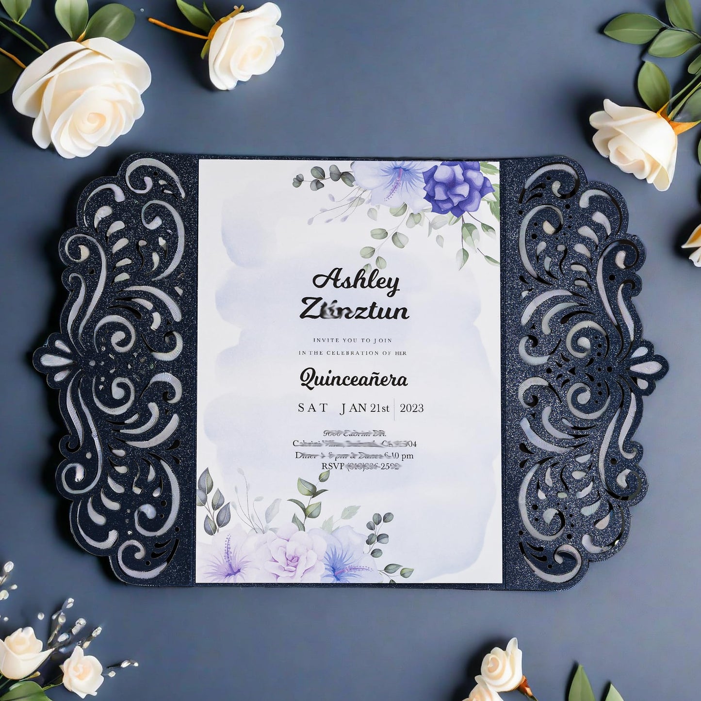 YHOTA - 20 unidades de bolsillo para tarjetas de invitación de boda cortadas con láser con sobre para fiestas de cumpleaños, bebés o novias, para invitaciones de despedida de 5 x 7 pulgadas (azul