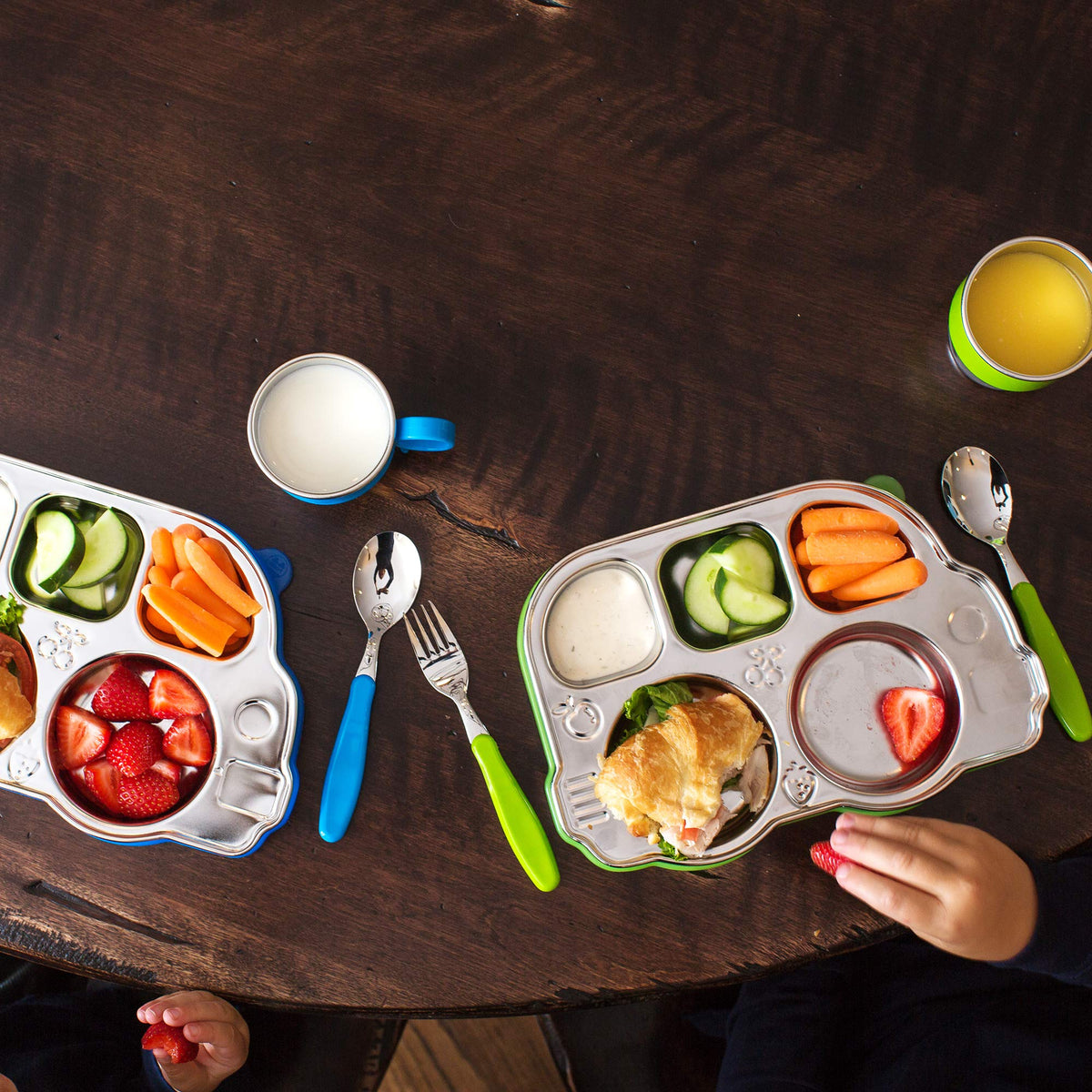 Innobaby Din Din Smart EZ Grip Cuchara y tenedor con estuche de transporte, juego de utensilios para niños y niños, sin BPA (verde)