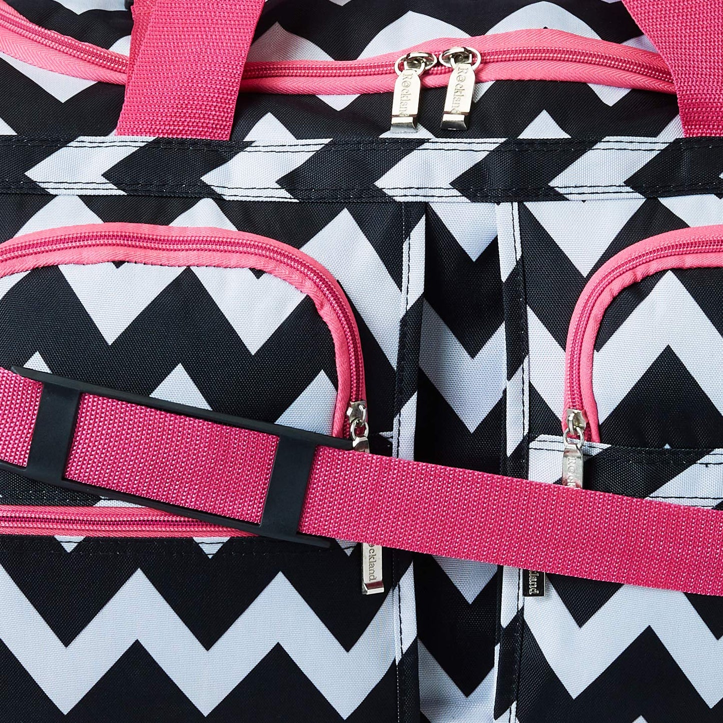 Bolsa de Lona Rodante Rockland Rosa PINKCHEVRON 22 Pulgadas