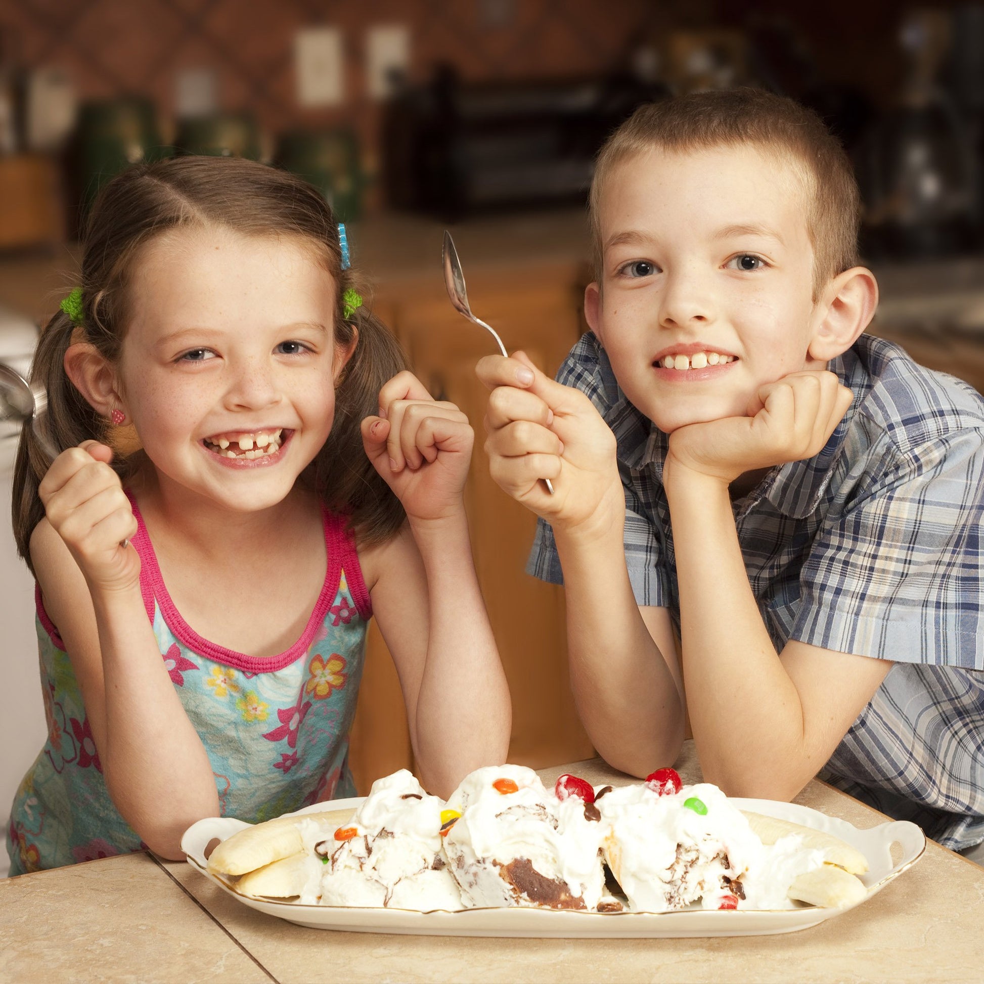 Classic Cuisine 82-KIT1017 Ice Cream Machine, White