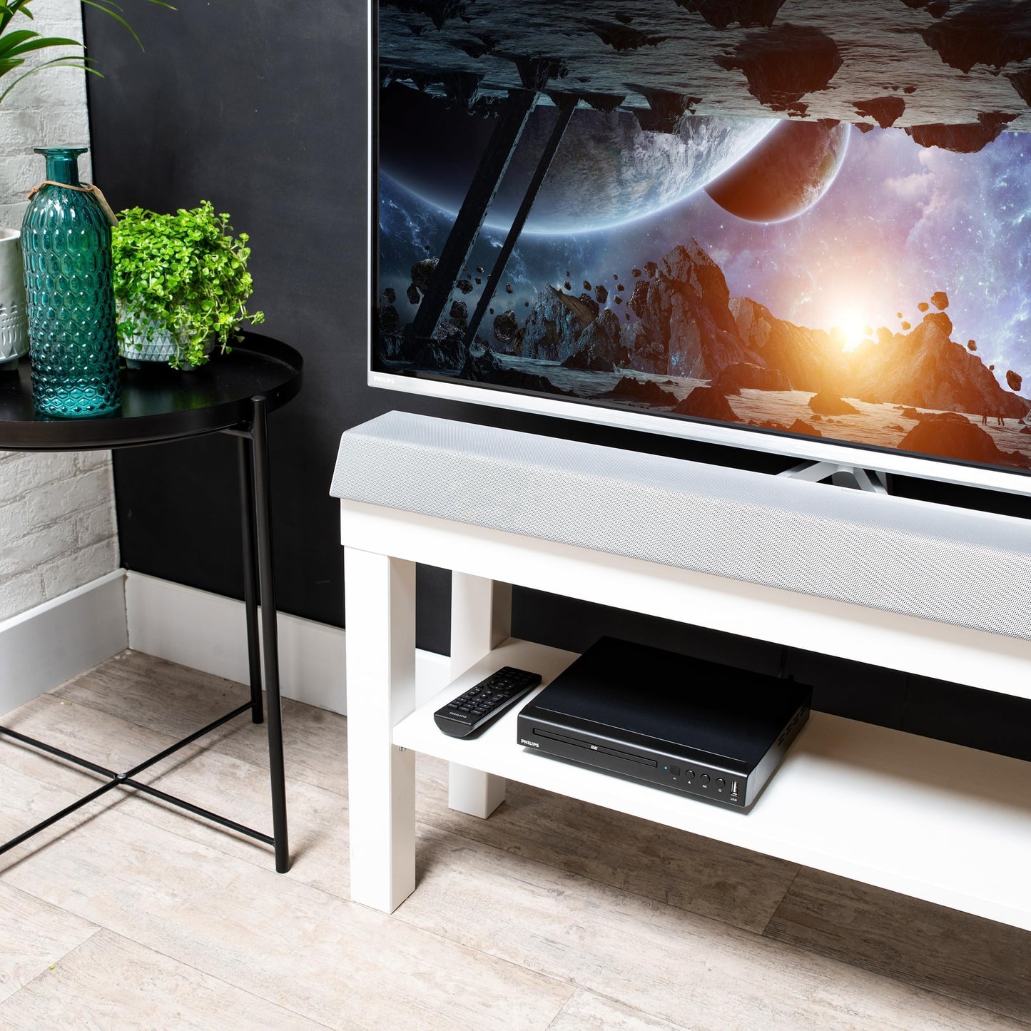 Philips EP200 Multi Zone Region Free DVD Player - 1080P HDMI - PAL / NTSC Conversion - USB 2.0 - A/V Output & Remote Control