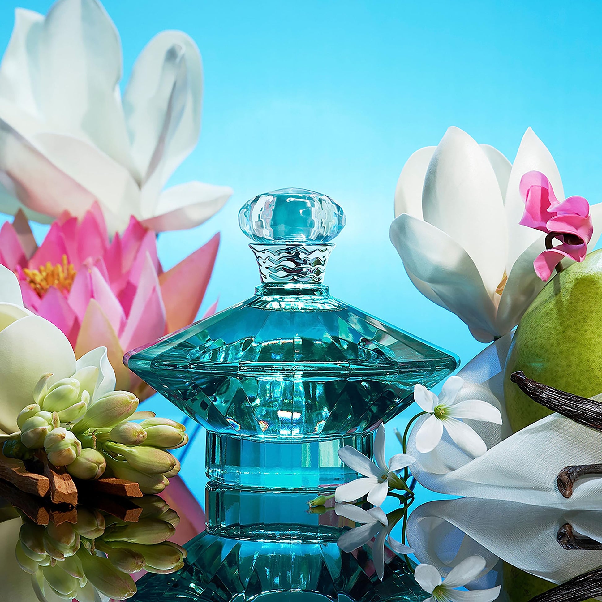 Curious por Britney Spears para mujer Eau de Parfum Spray, Blanco, 3.3 oz (97.59 ml)