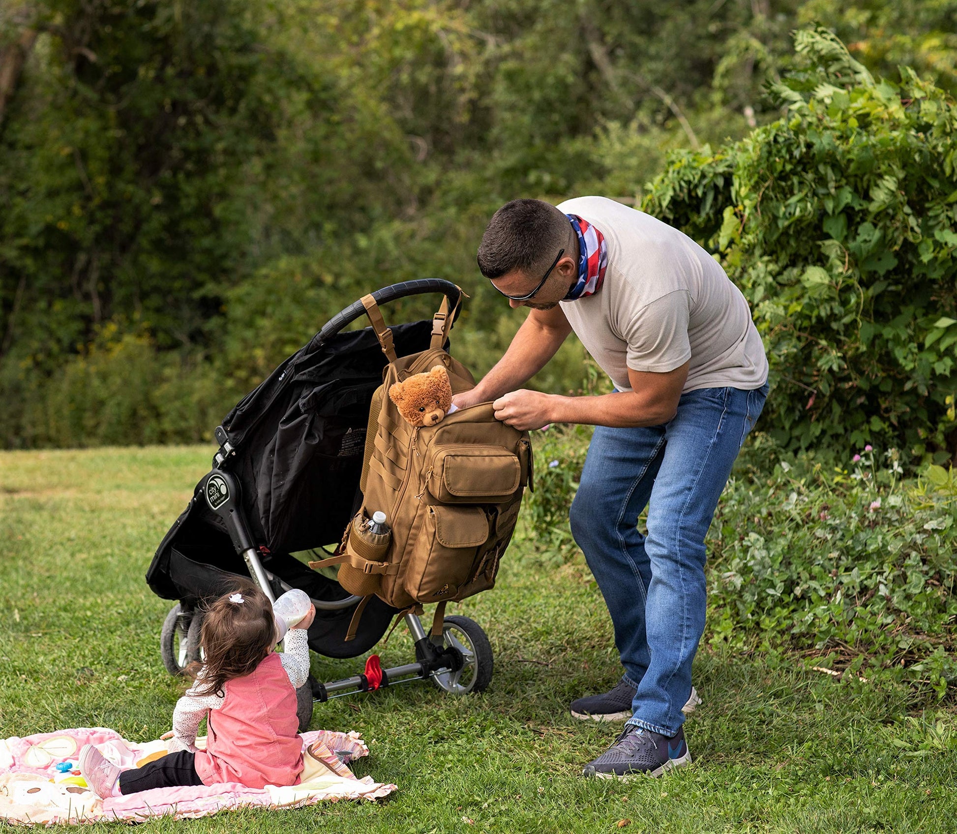 Bolsa de pañales para papá; sistema de cambio de pañales con una sola mano. Cambiador impermeable, bolsas aisladas para botellas. Mochila para pañales para hombre, nueva para otoño de 2020
