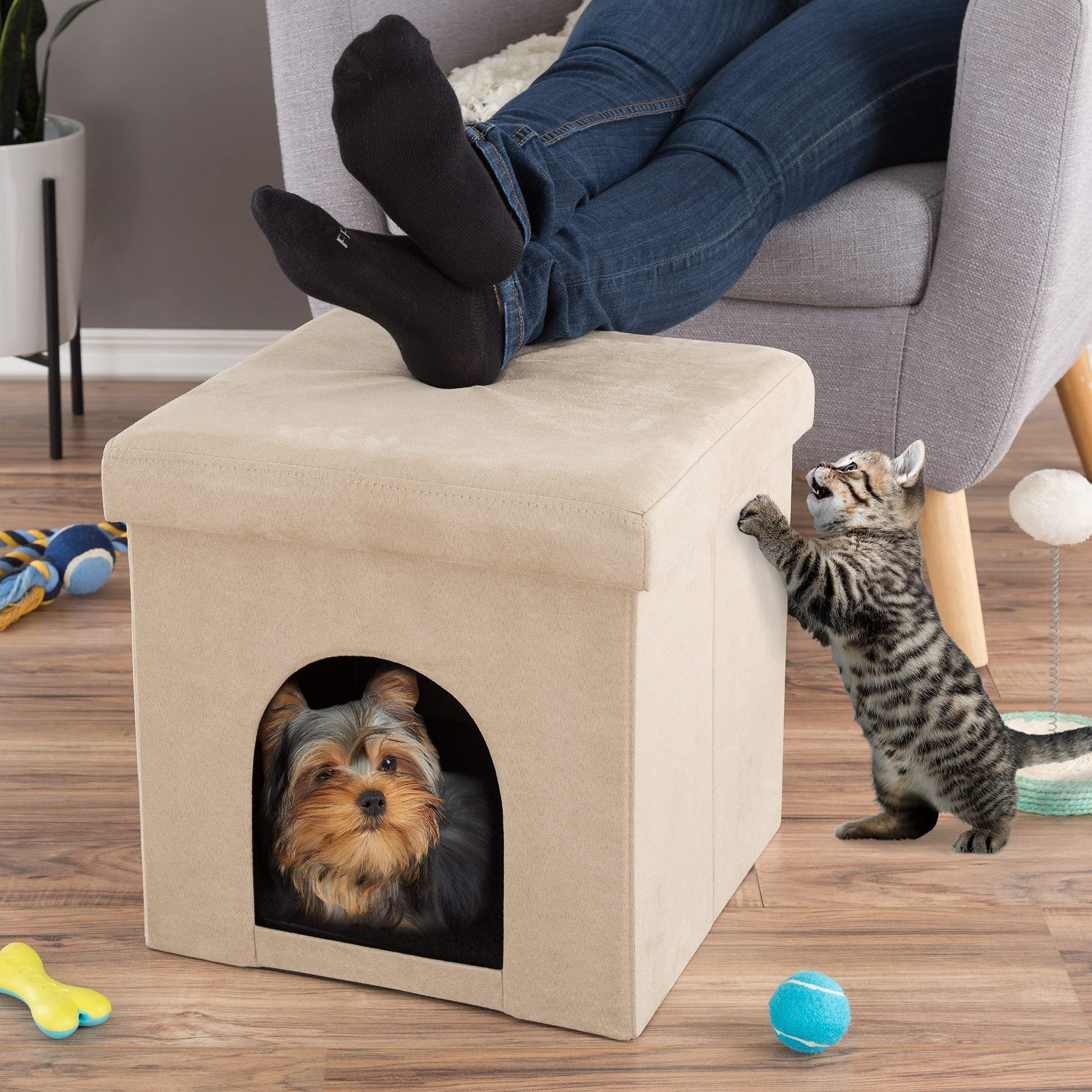 PETMAKER - Cama otomana Plegable Multiusos para Perros o Gatos pequeños y reposapiés con Parte Superior de cojín y Almohada Interior (Bronceado de microgamuza)