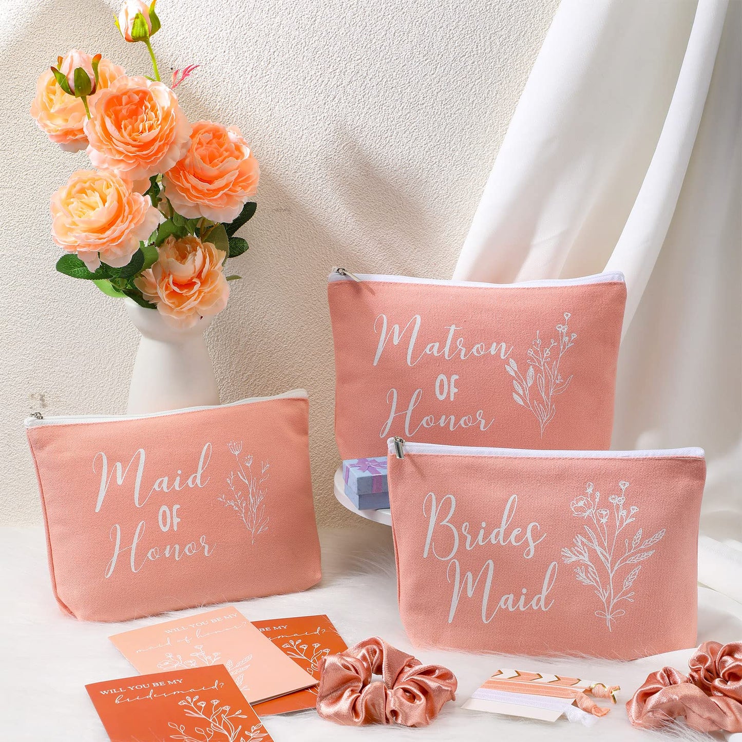 Cunno 48 Regalos de Dama de Honor Matron Maid Of Honor Bridesmaid para Propuesta Boda Bolsa de Maquillaje de Despedida de Soltera Coletero de Cabello Pulsera Anudada Tarjeta Invitación (Rosa Rosado)
