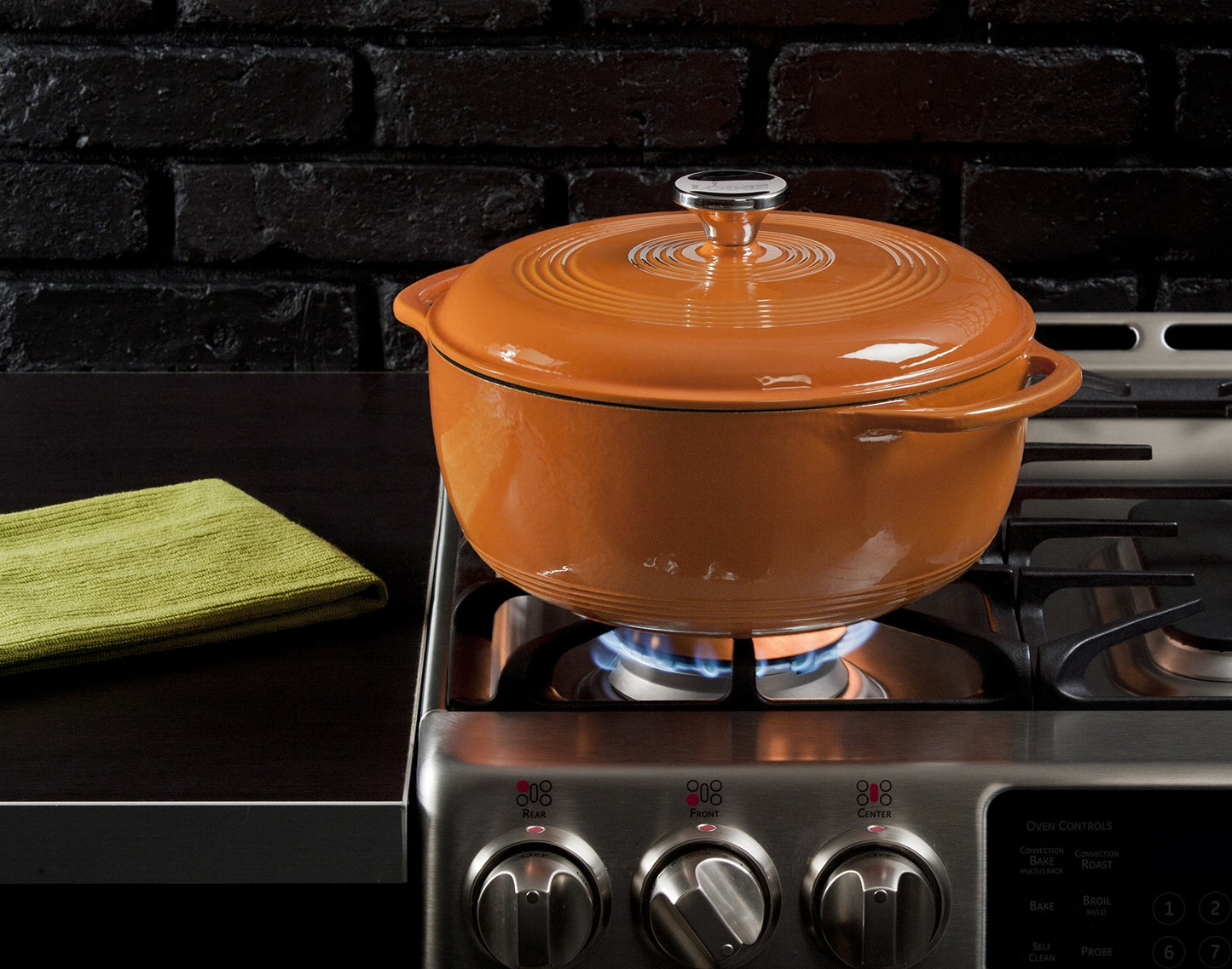 Lodge Color EC6D63 Olla holandesa de hierro fundido esmaltado, 5.6 L, pumpkin
