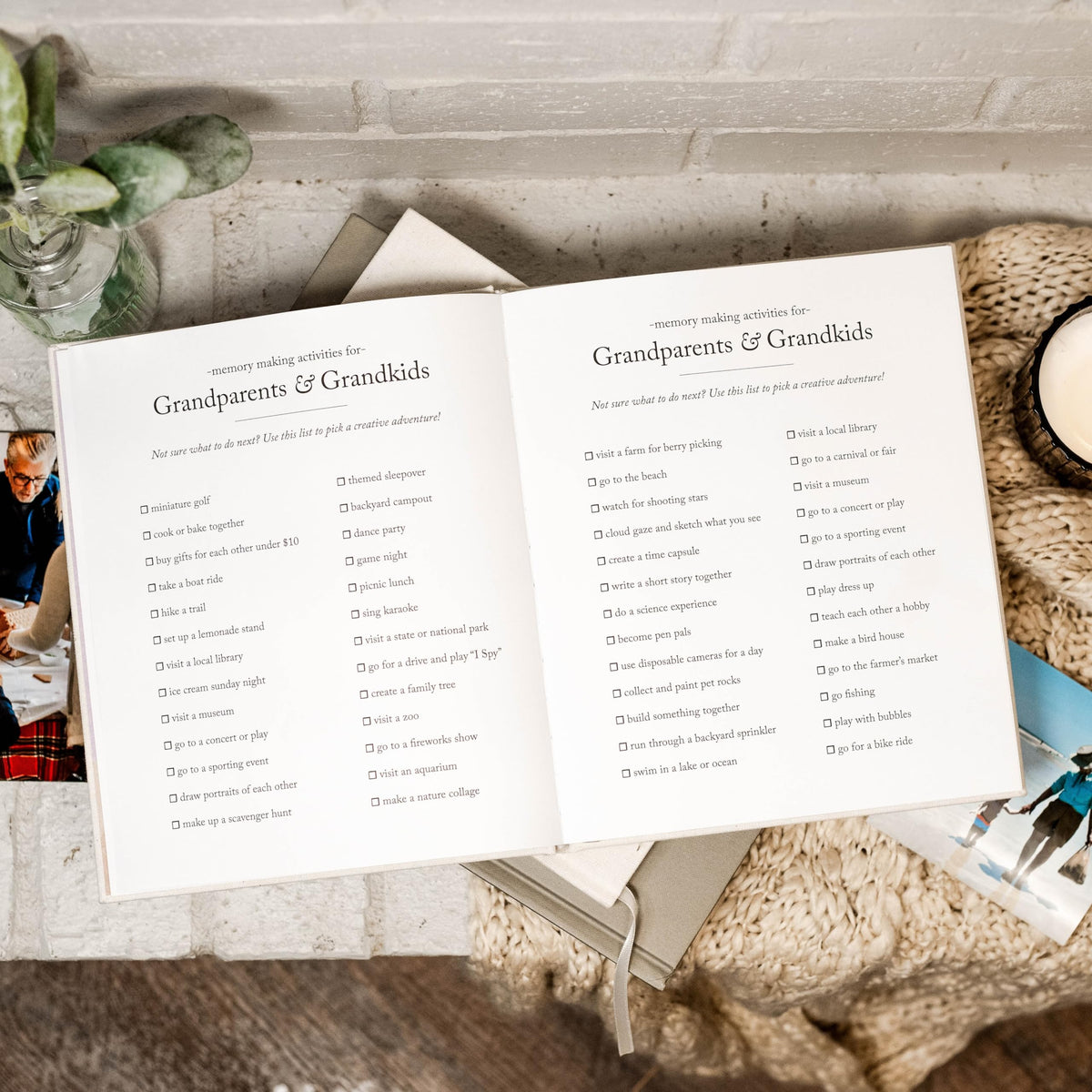 Libro de Recuerdos de Lino con Relieve Dorado para Abuelos Crema